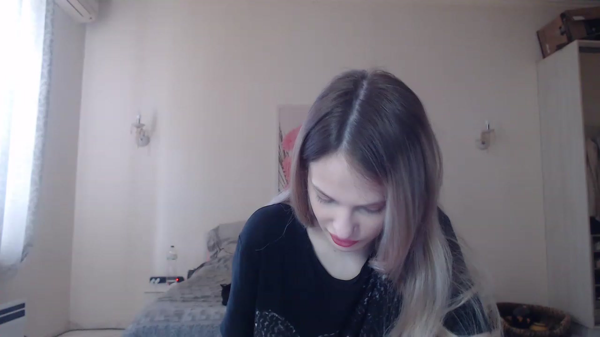 Gallery image thumbnail from Lola_vi's myfreecams stream on, 05/22/2023, 10:46 image 16 of 20