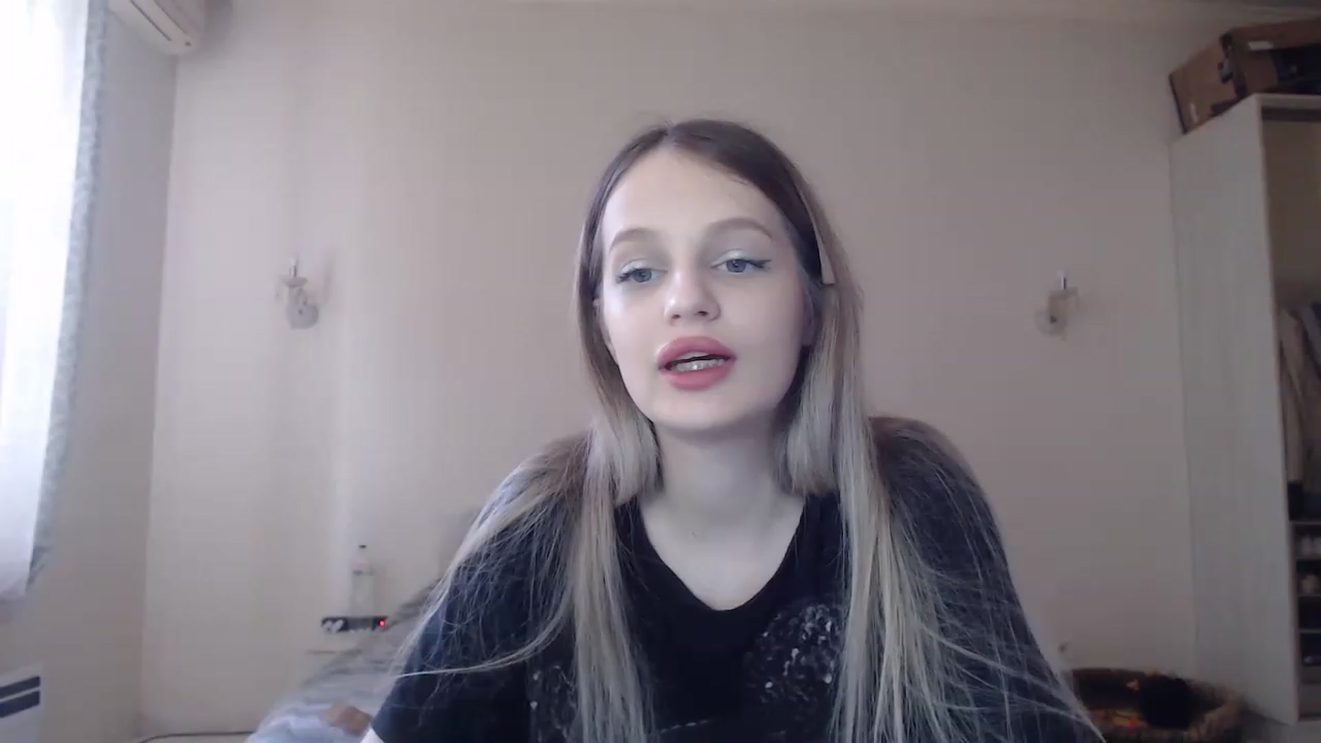 Gallery image thumbnail from Lola_vi's myfreecams stream on, 05/23/2023, 11:00 image 12 of 20