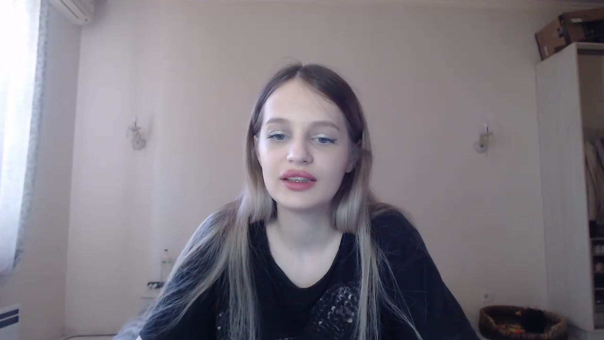 Gallery image thumbnail from Lola_vi's myfreecams stream on, 05/23/2023, 11:00 image 8 of 20