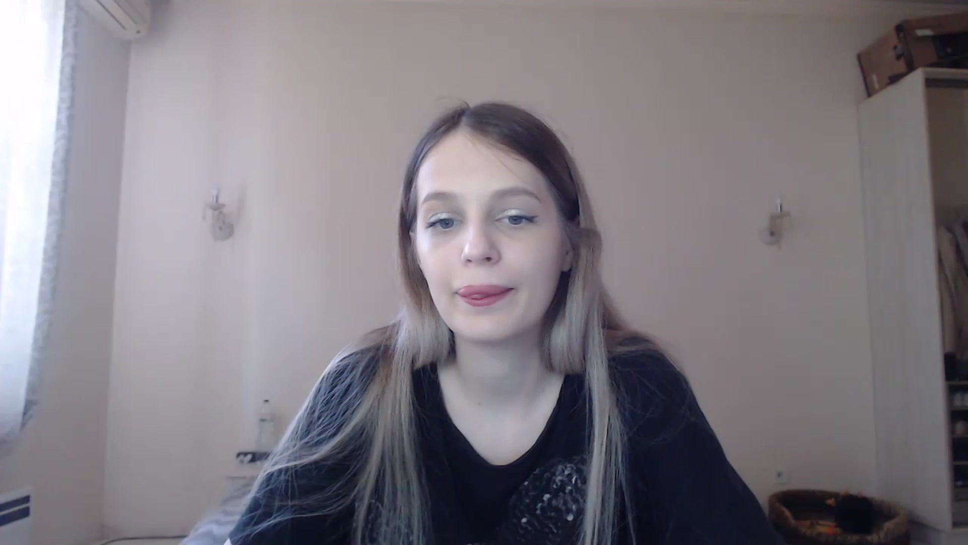 Gallery image thumbnail from Lola_vi's myfreecams stream on, 05/23/2023, 11:00 image 9 of 20