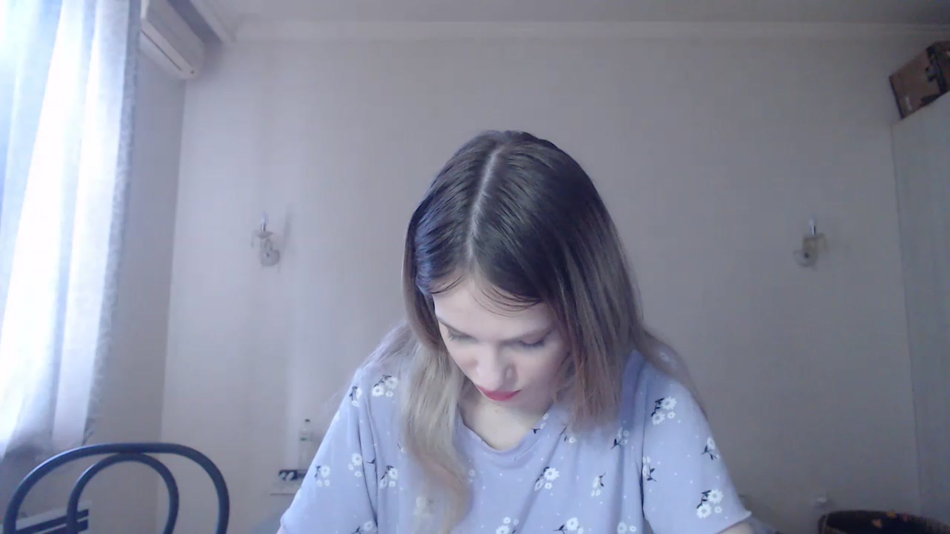 Gallery image thumbnail from Lola_vi's myfreecams stream on, 05/25/2023, 10:30 image 7 of 20