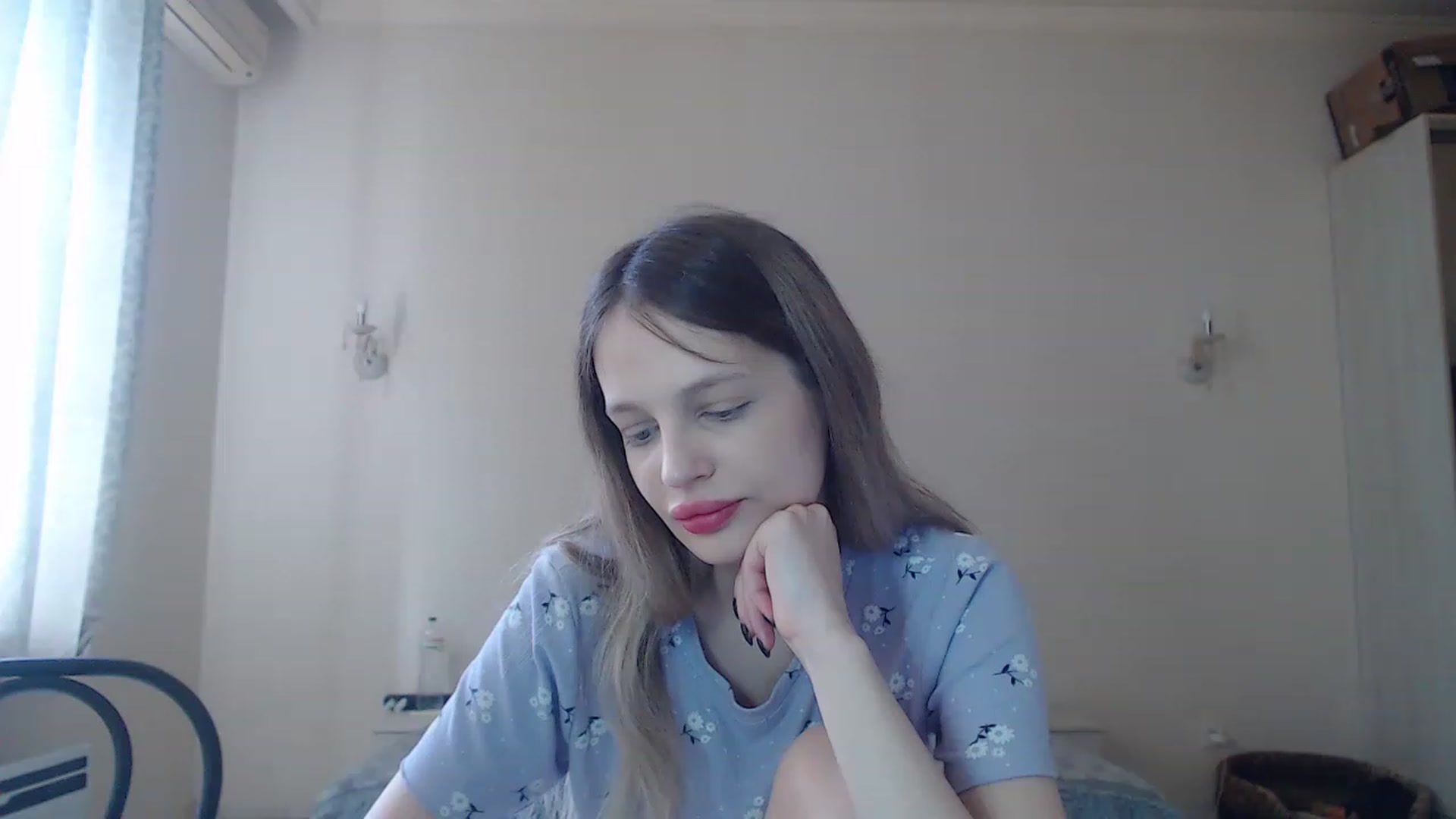 Gallery image thumbnail from Lola_vi's myfreecams stream on, 05/26/2023, 10:42 image 12 of 20