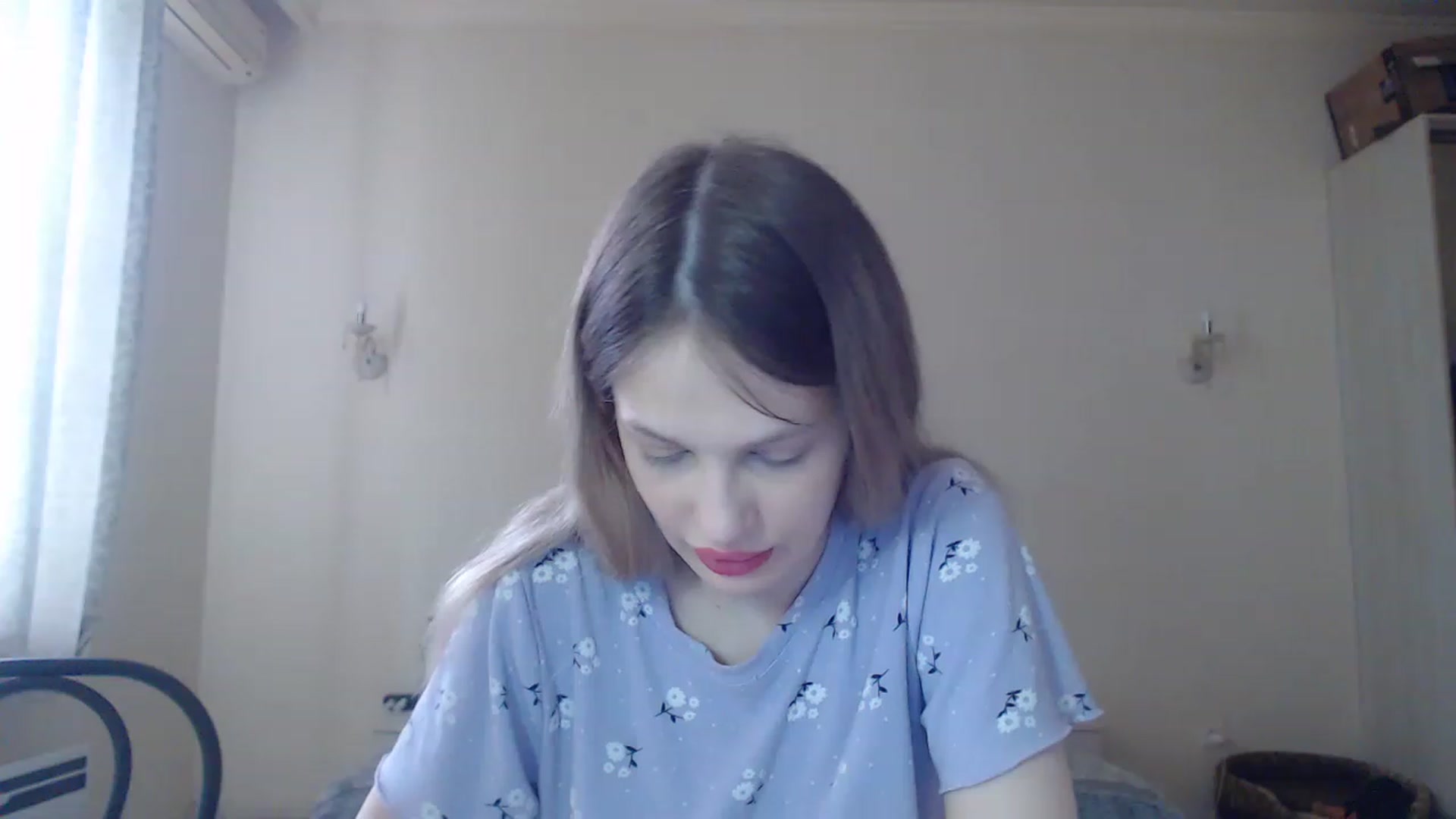 Gallery image thumbnail from Lola_vi's myfreecams stream on, 05/26/2023, 10:42 image 17 of 20