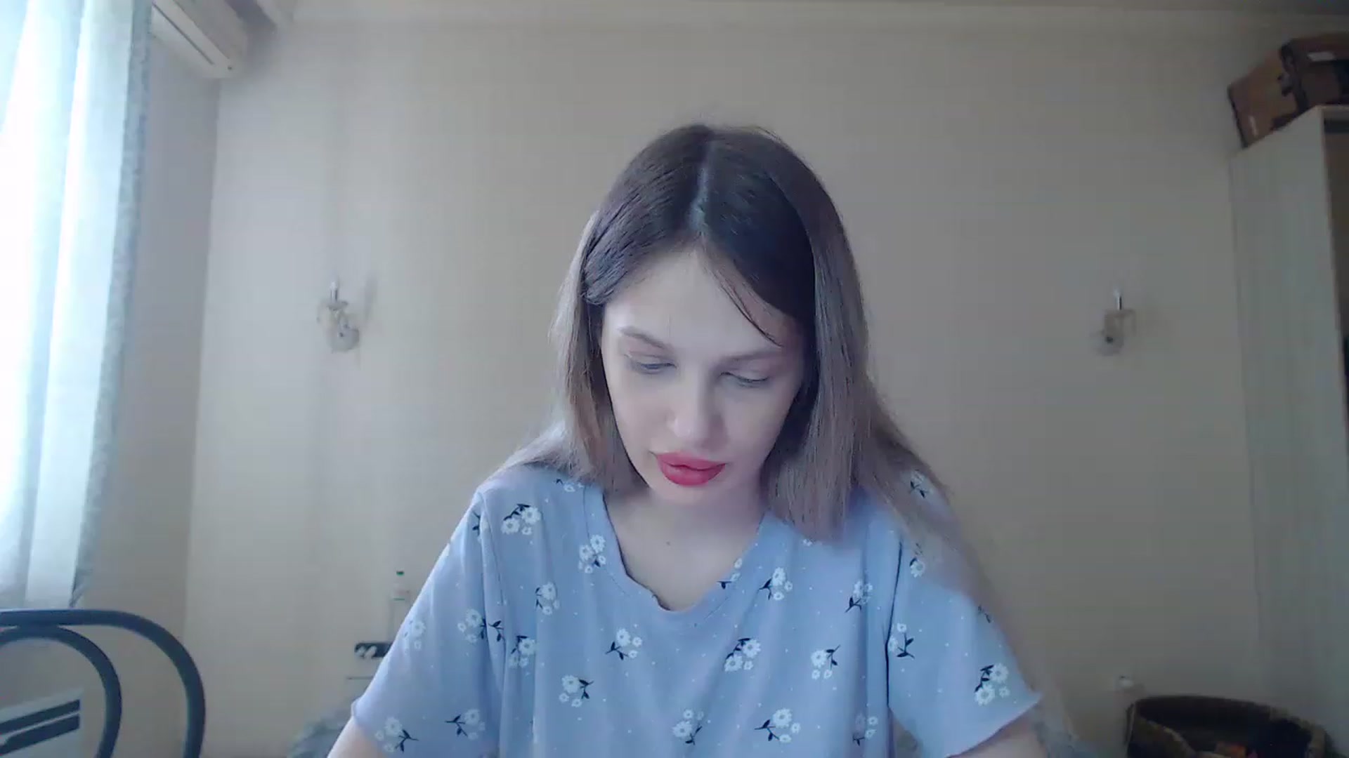Gallery image thumbnail from Lola_vi's myfreecams stream on, 05/26/2023, 10:42 image 15 of 20