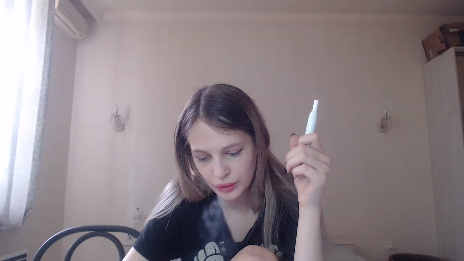 Gallery image thumbnail from Lola_vi's myfreecams stream on, 05/30/2023, 10:51 image 20 of 20