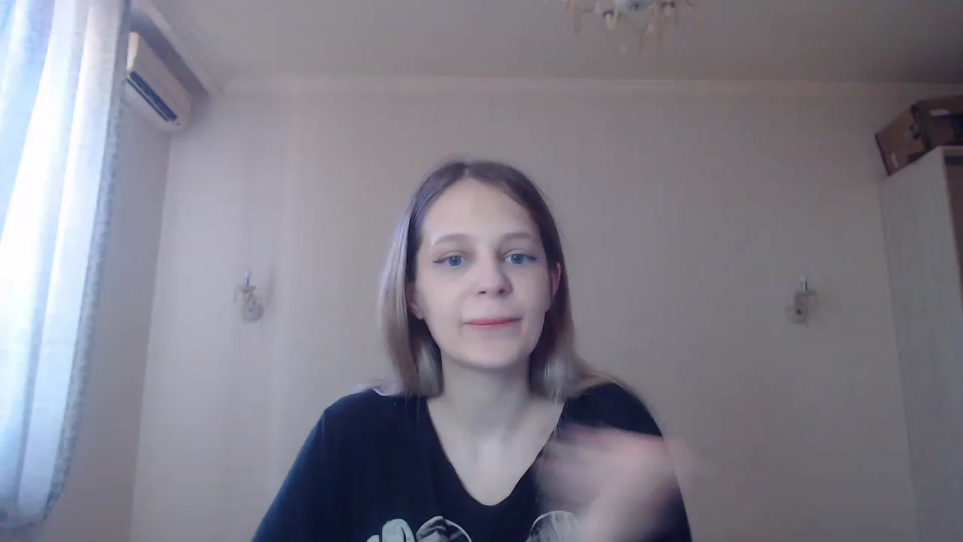 Gallery image thumbnail from Lola_vi's myfreecams stream on, 06/01/2023, 10:30 image 10 of 20