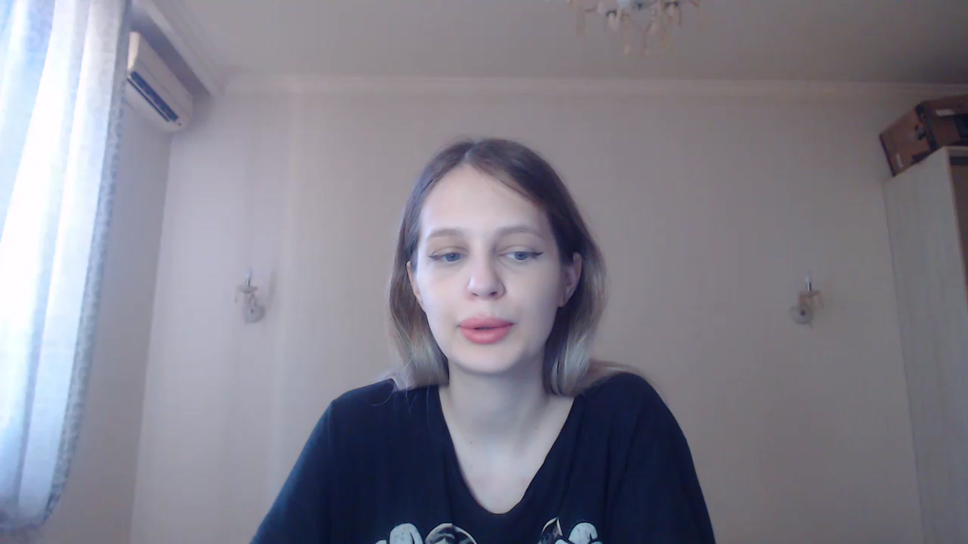 Gallery image thumbnail from Lola_vi's myfreecams stream on, 06/01/2023, 10:30 image 4 of 20