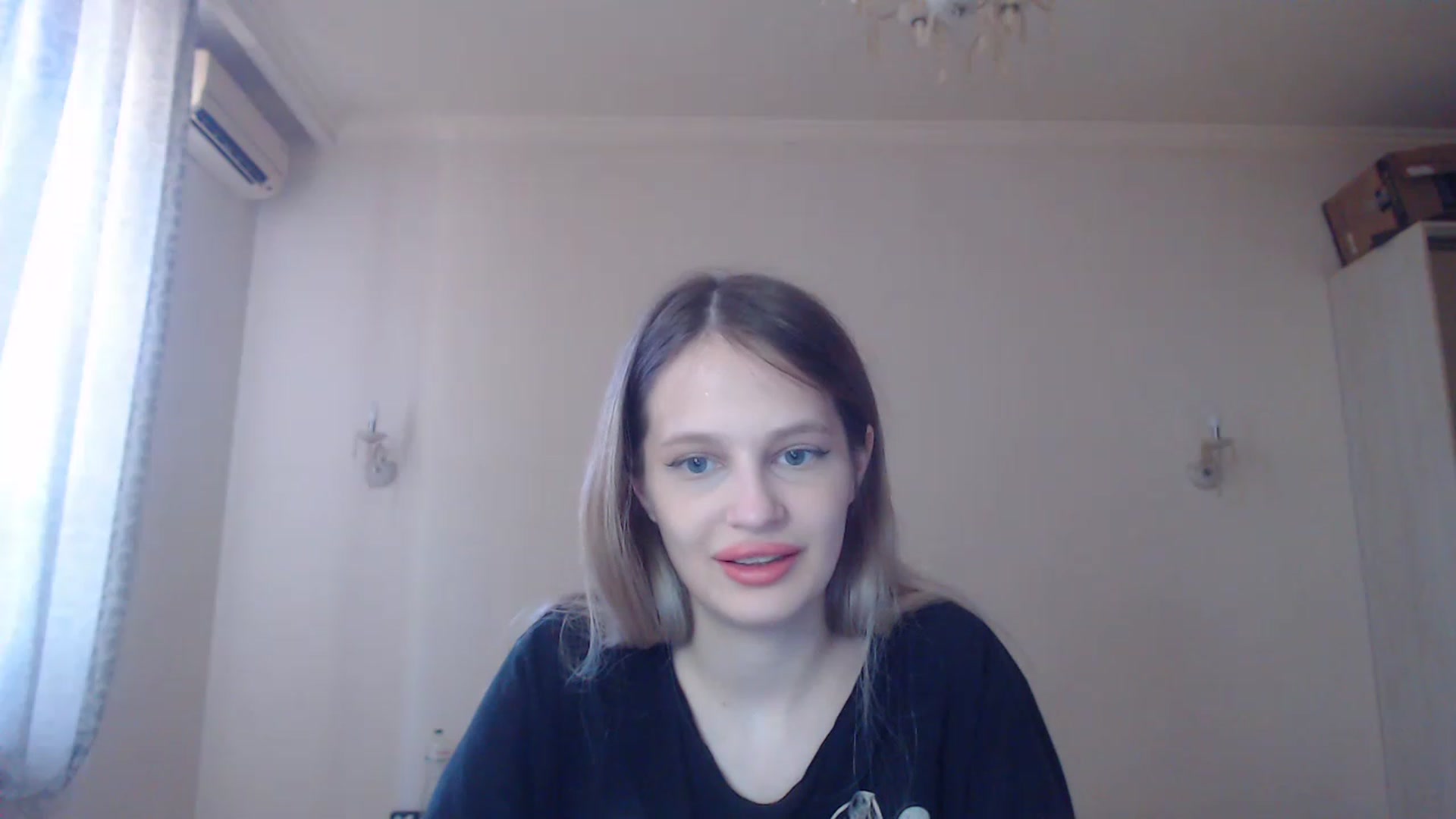 Gallery image thumbnail from Lola_vi's myfreecams stream on, 06/01/2023, 10:30 image 19 of 20