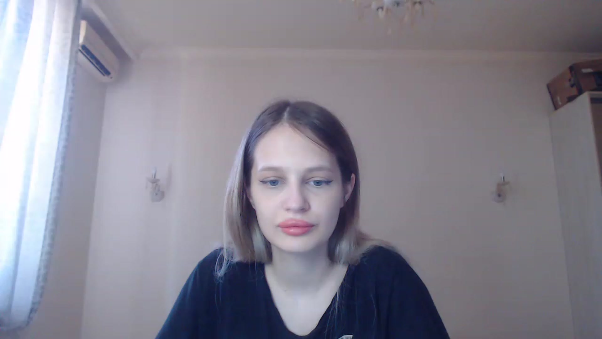 Gallery image thumbnail from Lola_vi's myfreecams stream on, 06/01/2023, 10:30 image 11 of 20