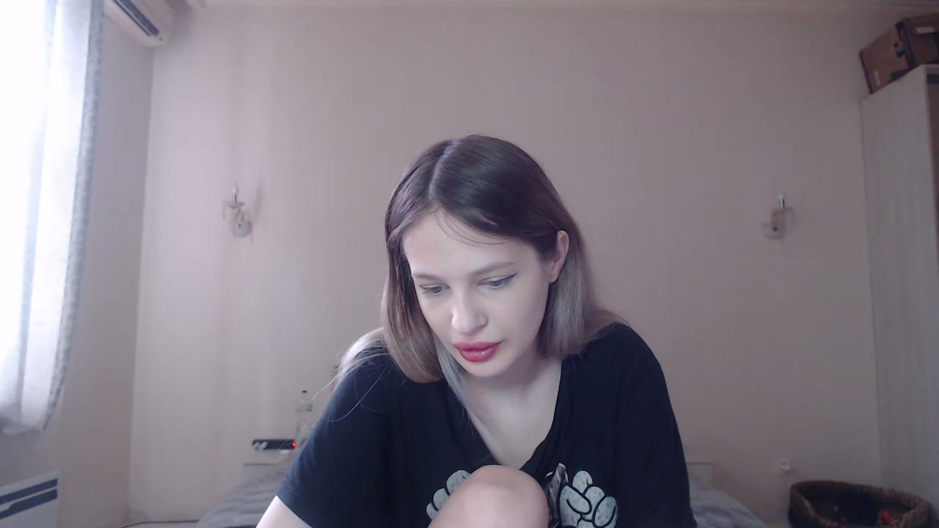 Gallery image thumbnail from Lola_vi's myfreecams stream on, 06/03/2023, 11:39 image 4 of 20