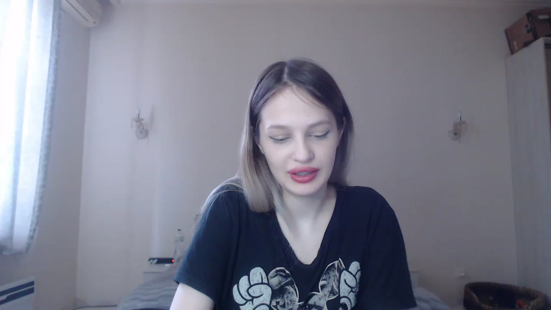 Gallery image thumbnail from Lola_vi's myfreecams stream on, 06/03/2023, 11:39 image 12 of 20