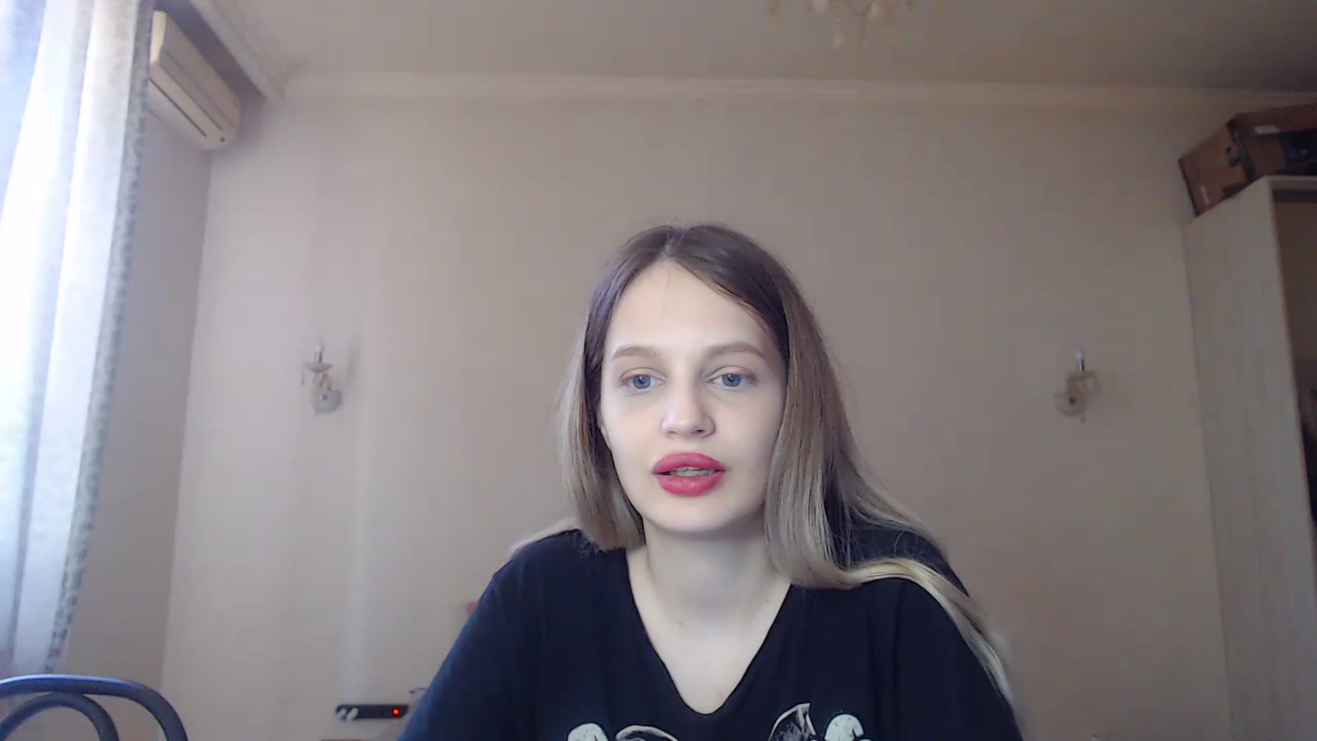 Gallery image thumbnail from Lola_vi's myfreecams stream on, 06/05/2023, 11:12 image 12 of 20