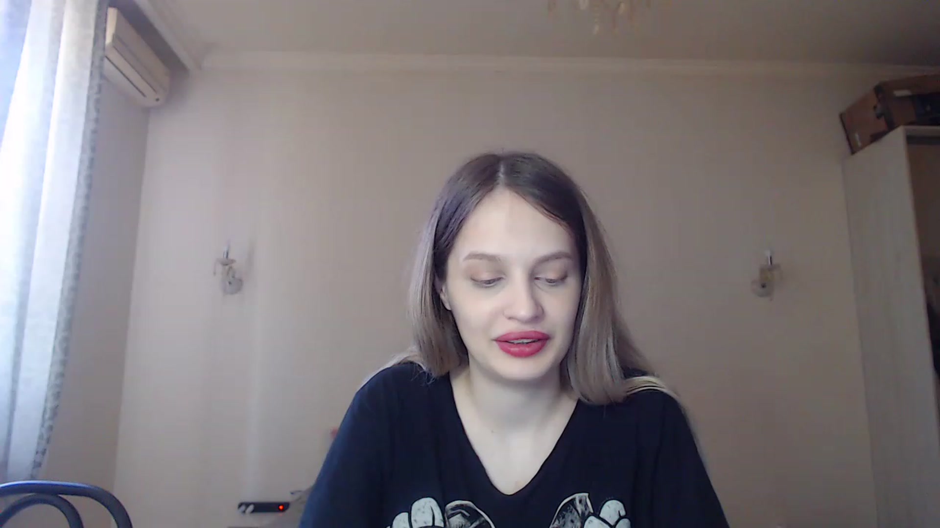Gallery image thumbnail from Lola_vi's myfreecams stream on, 06/05/2023, 11:12 image 8 of 20