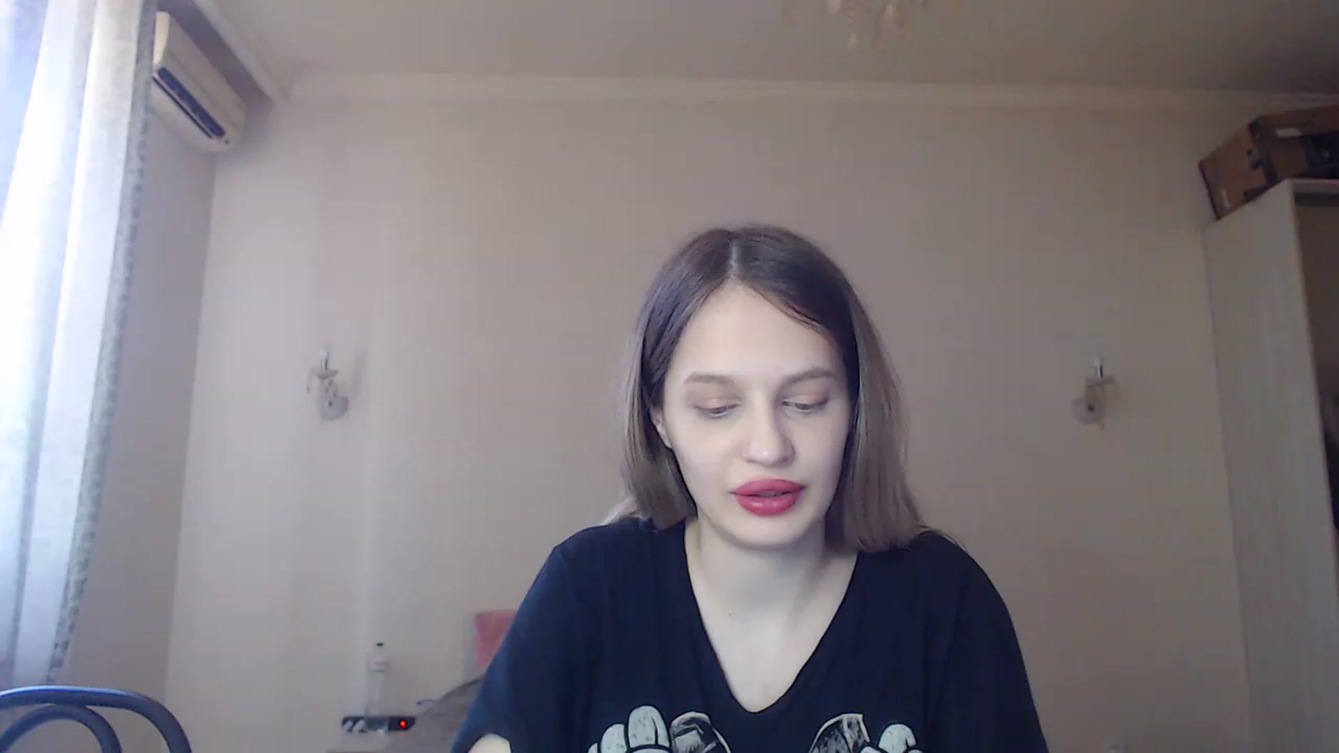 Gallery image thumbnail from Lola_vi's myfreecams stream on, 06/05/2023, 11:12 image 2 of 20