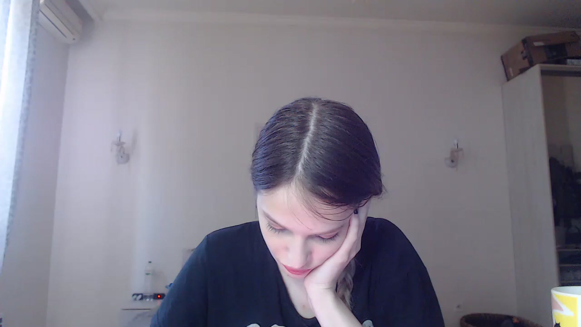 Gallery image thumbnail from Lola_vi's myfreecams stream on, 06/09/2023, 12:34 image 5 of 20