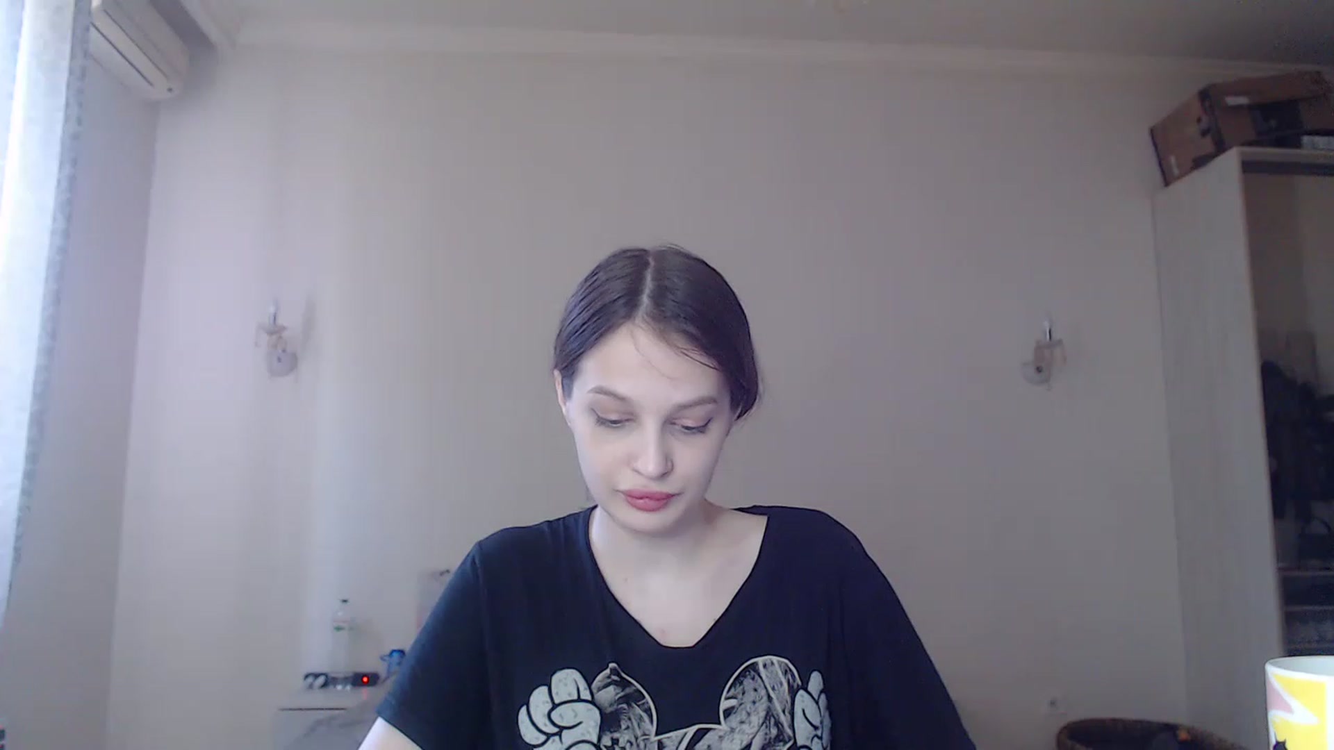 Gallery image thumbnail from Lola_vi's myfreecams stream on, 06/09/2023, 12:34 image 12 of 20