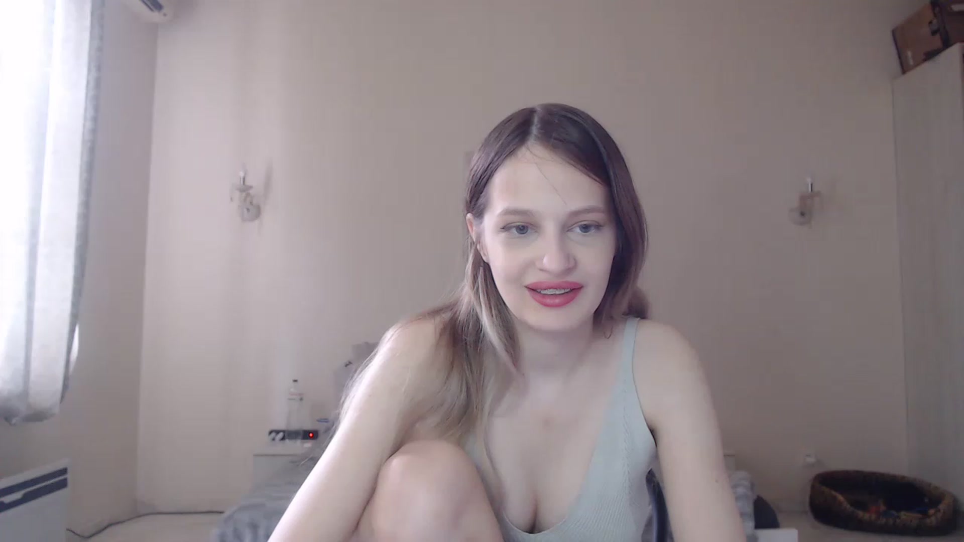 Gallery image thumbnail from Lola_vi's myfreecams stream on, 06/11/2023, 11:23 image 5 of 20