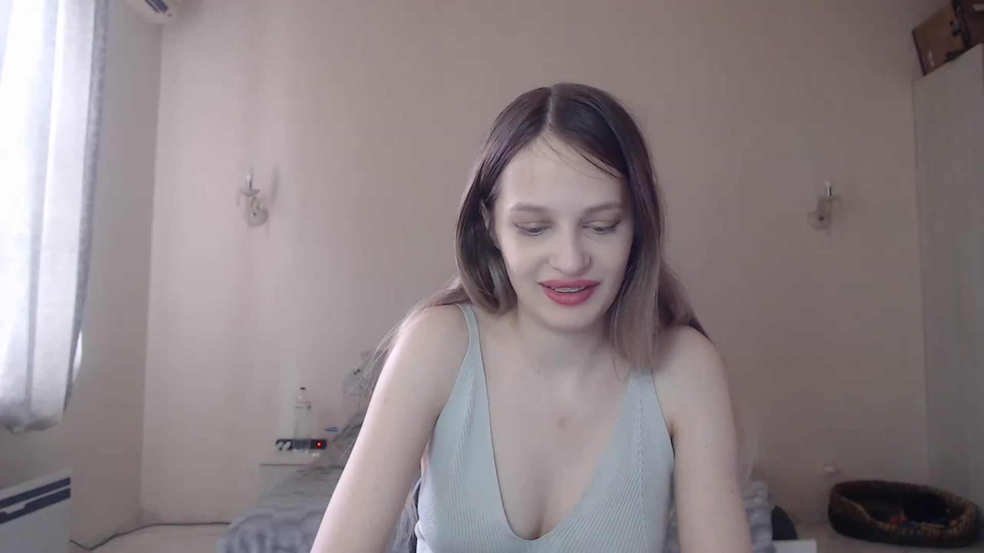 Gallery image thumbnail from Lola_vi's myfreecams stream on, 06/11/2023, 11:23 image 15 of 20