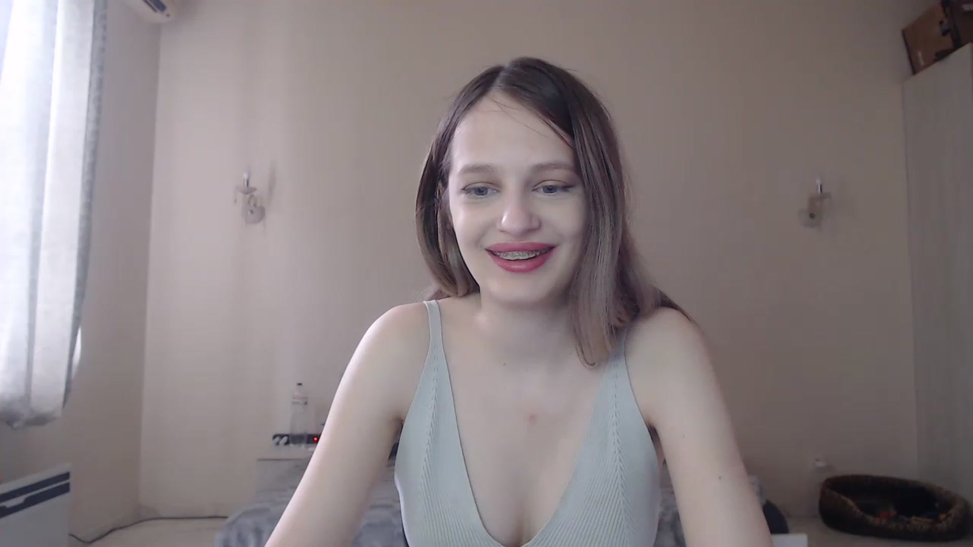 Gallery image thumbnail from Lola_vi's myfreecams stream on, 06/11/2023, 11:23 image 11 of 20