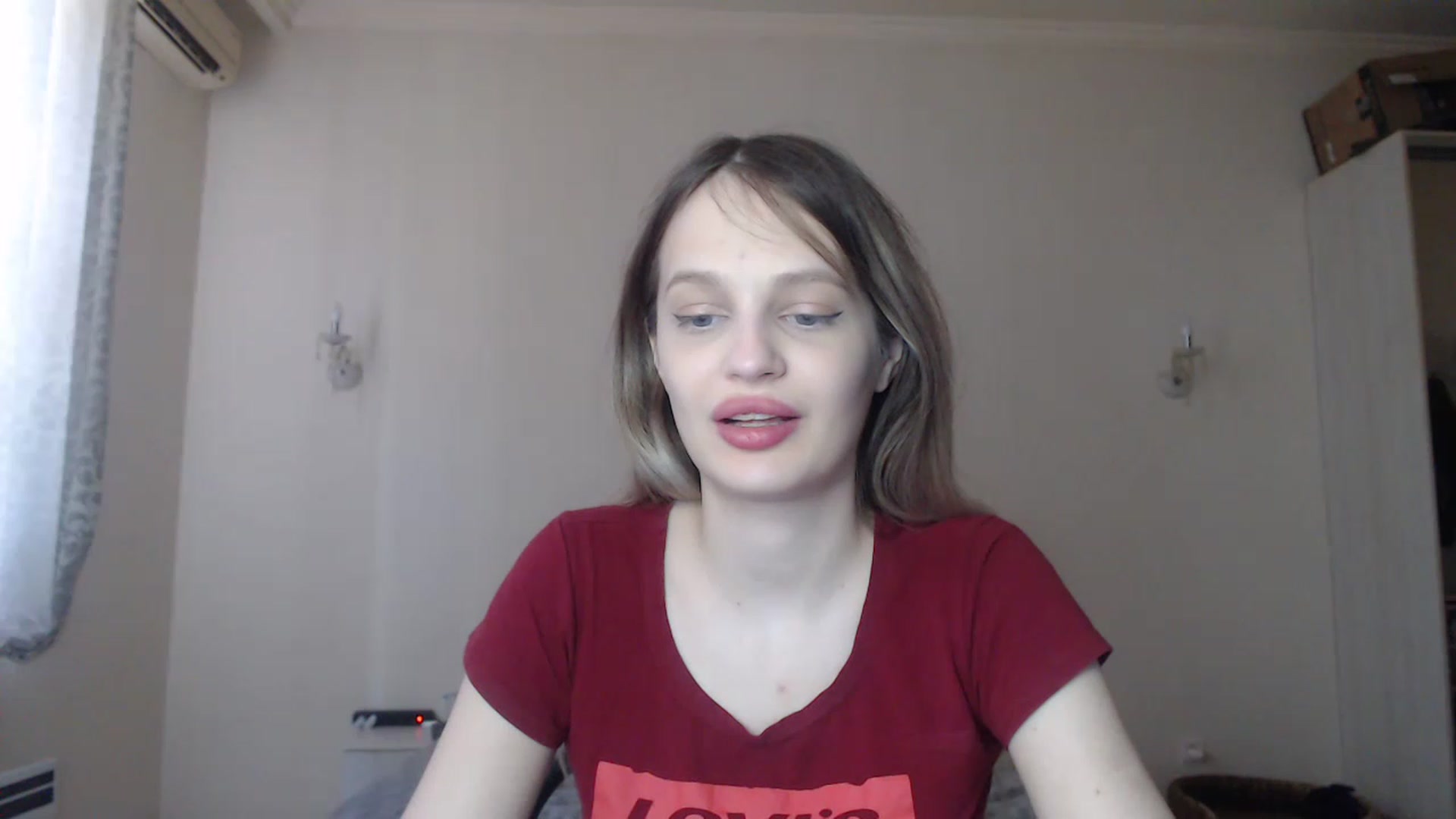 Gallery image thumbnail from Lola_vi's myfreecams stream on, 06/17/2023, 11:40 image 7 of 20