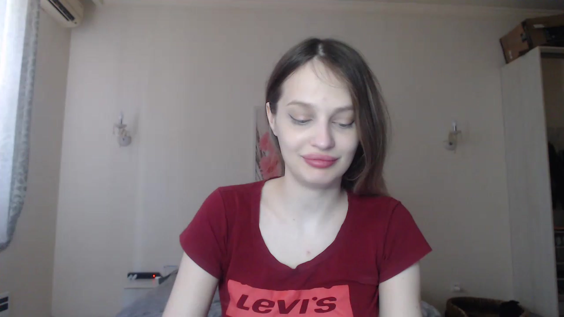 Gallery image thumbnail from Lola_vi's myfreecams stream on, 06/17/2023, 11:40 image 4 of 20