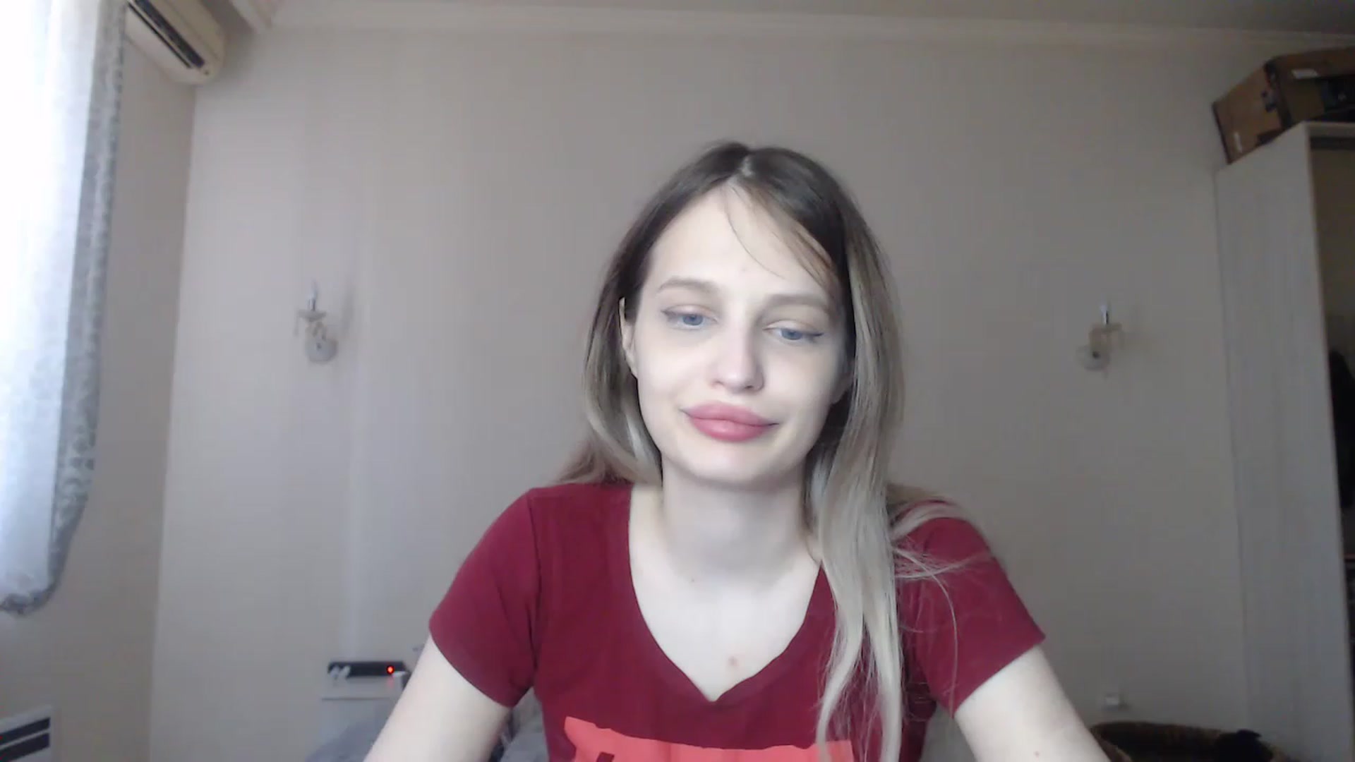 Gallery image thumbnail from Lola_vi's myfreecams stream on, 06/17/2023, 11:40 image 18 of 20