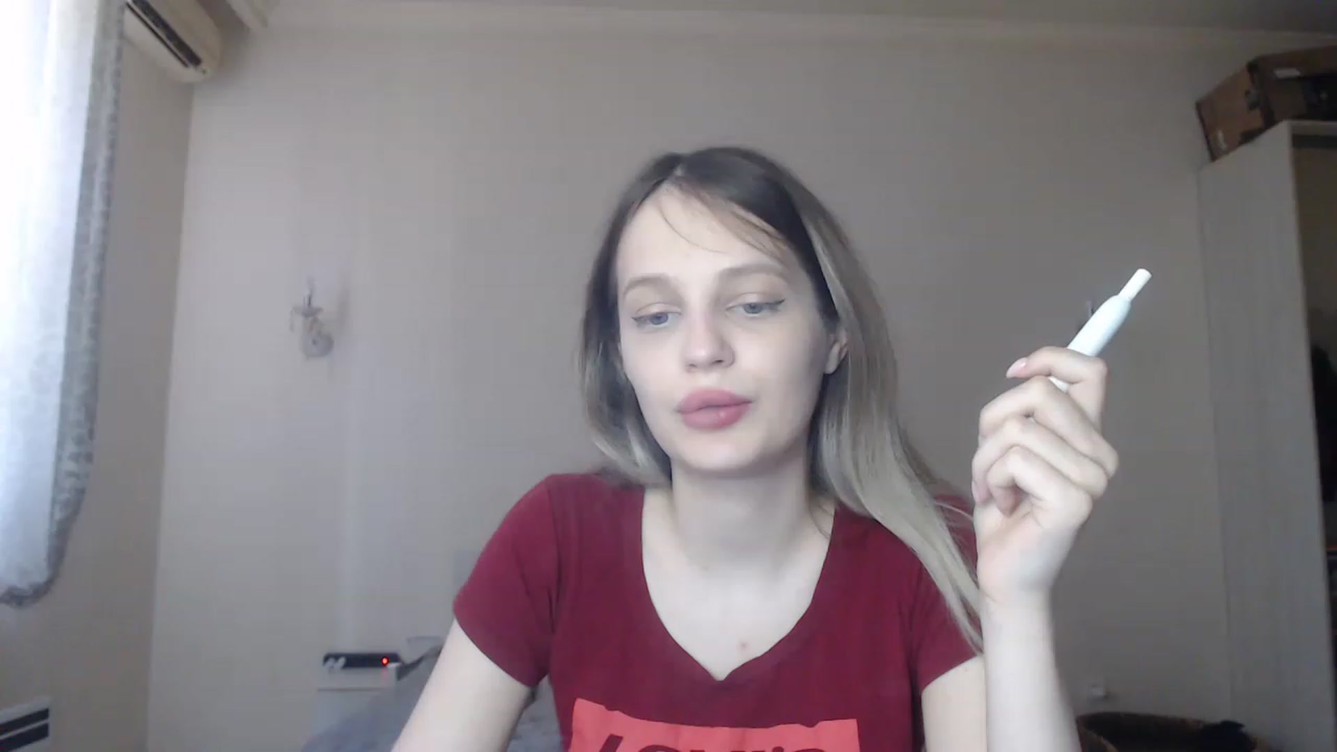 Gallery image thumbnail from Lola_vi's myfreecams stream on, 06/17/2023, 11:40 image 17 of 20