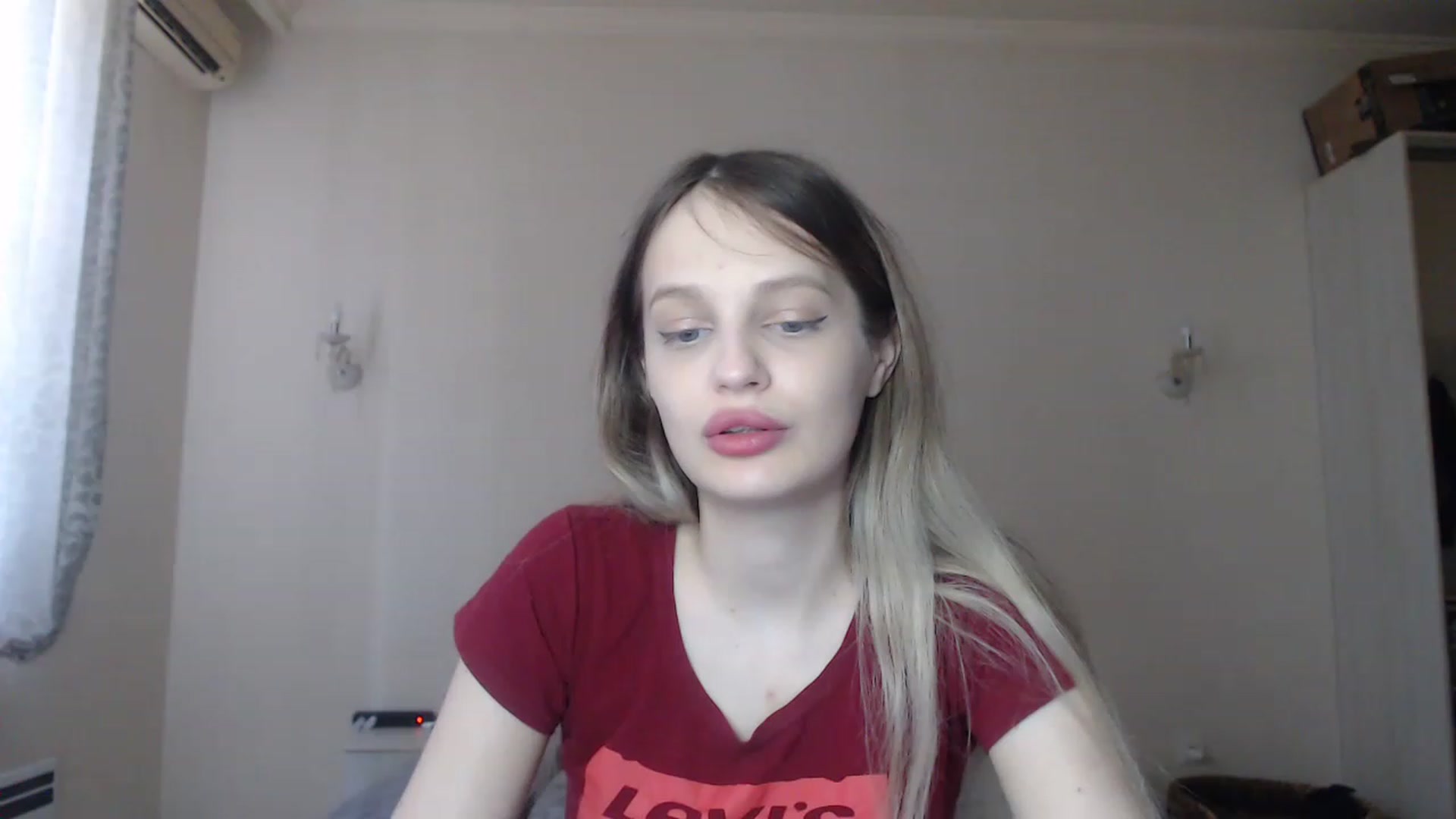 Gallery image thumbnail from Lola_vi's myfreecams stream on, 06/17/2023, 11:40 image 19 of 20