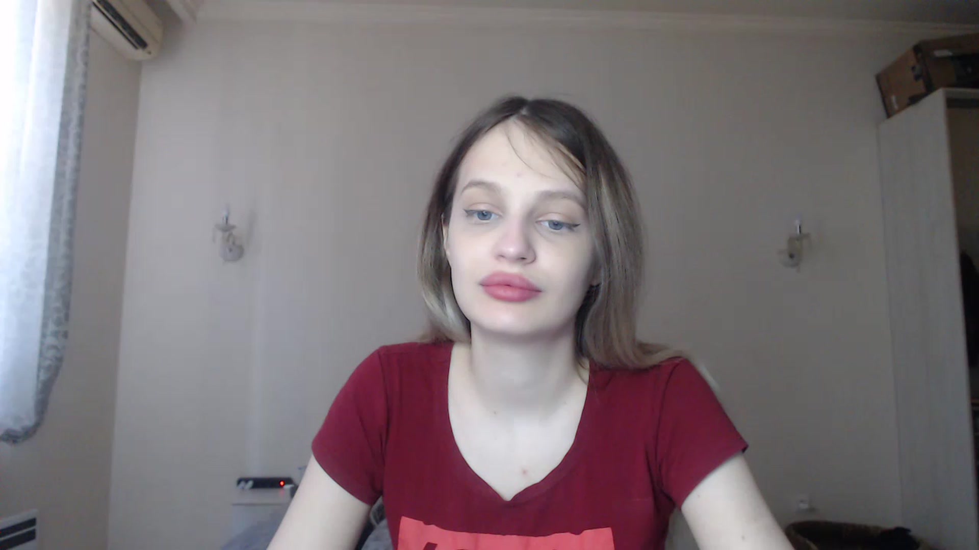 Gallery image thumbnail from Lola_vi's myfreecams stream on, 06/17/2023, 11:40 image 13 of 20