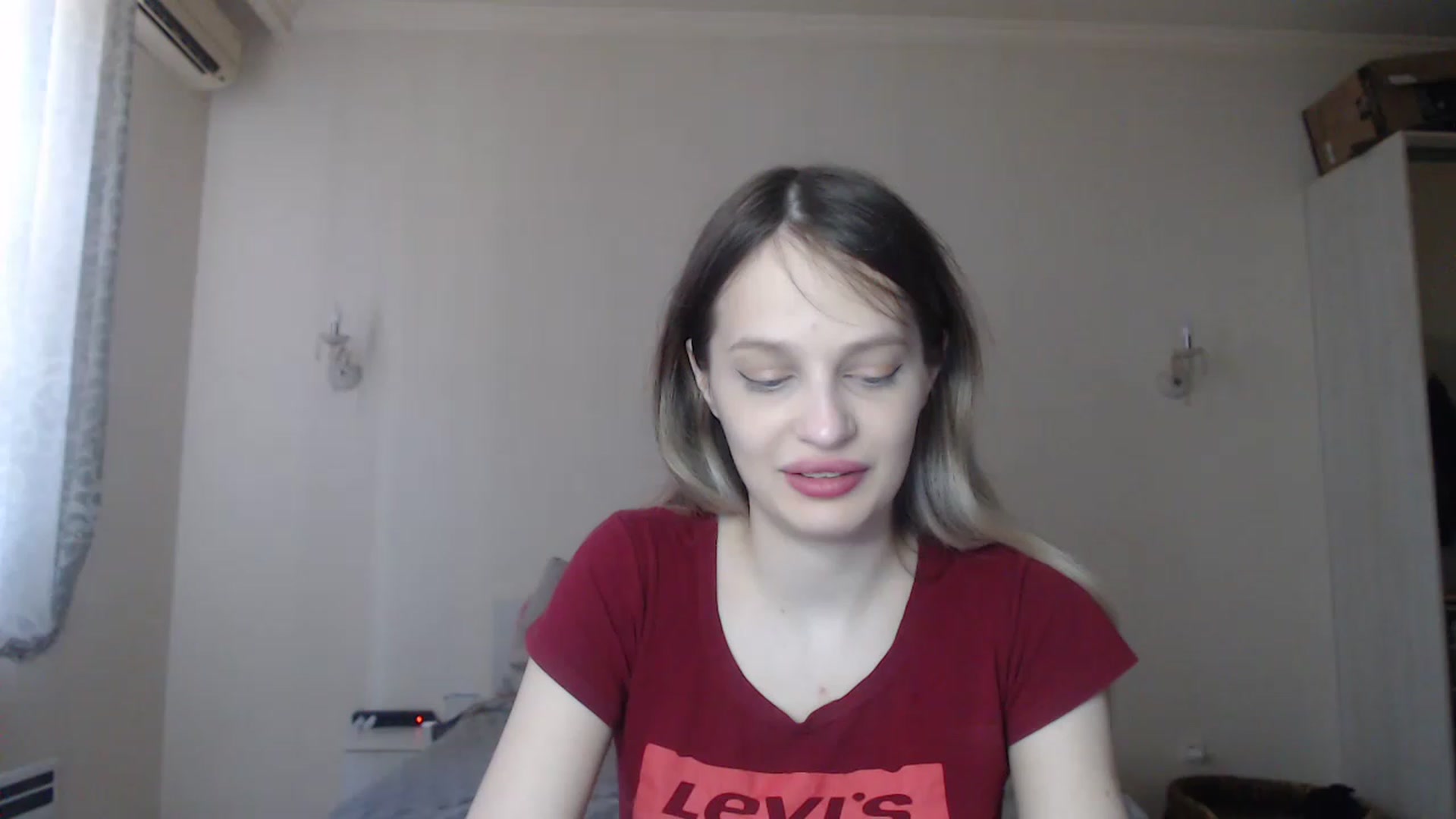 Gallery image thumbnail from Lola_vi's myfreecams stream on, 06/17/2023, 11:40 image 15 of 20
