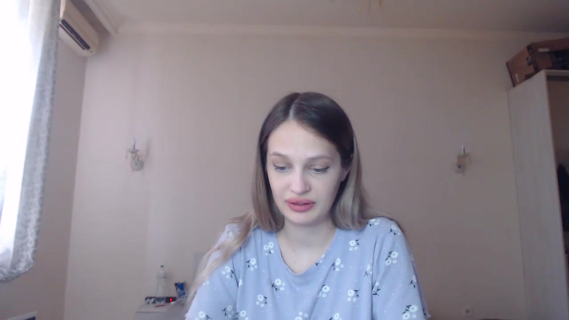 Gallery image thumbnail from Lola_vi's myfreecams stream on, 06/25/2023, 12:02 image 15 of 20
