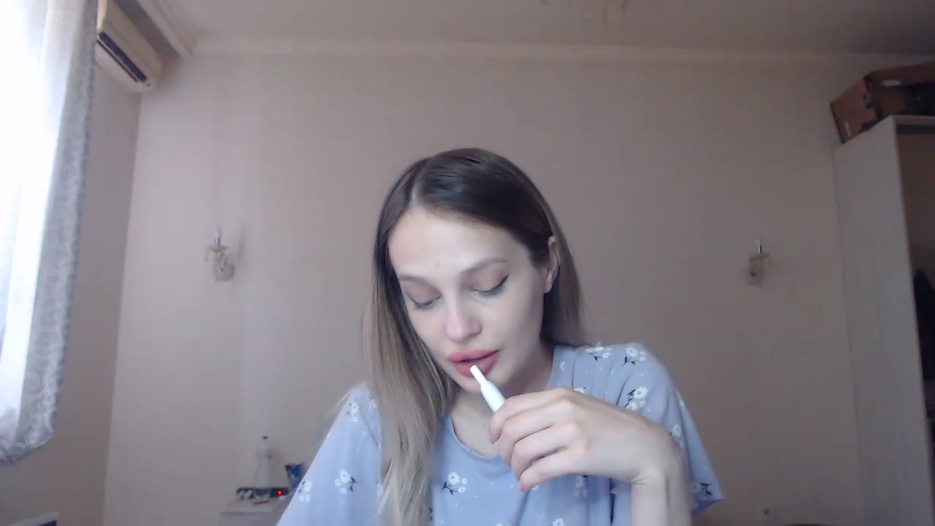 Gallery image thumbnail from Lola_vi's myfreecams stream on, 06/25/2023, 12:02 image 6 of 20