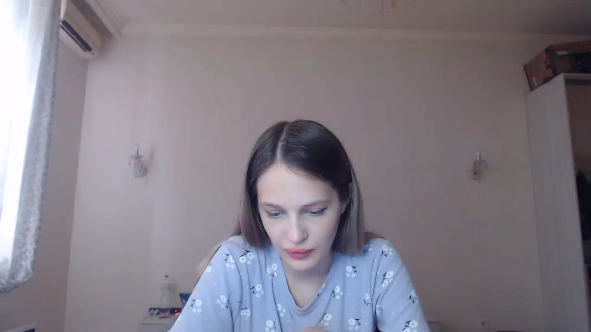 Gallery image thumbnail from Lola_vi's myfreecams stream on, 06/25/2023, 12:02 image 14 of 20