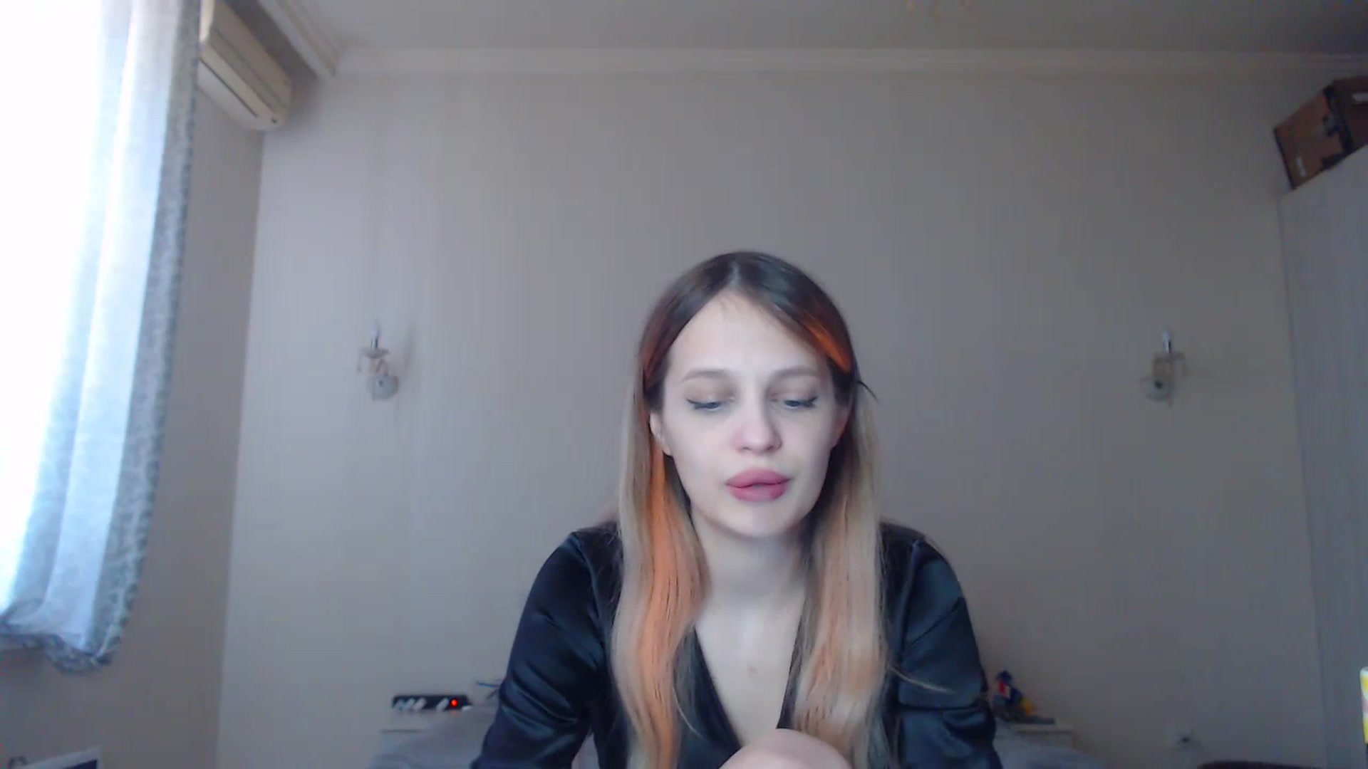 Gallery image thumbnail from Lola_vi's myfreecams stream on, 07/04/2023, 11:12 image 18 of 20