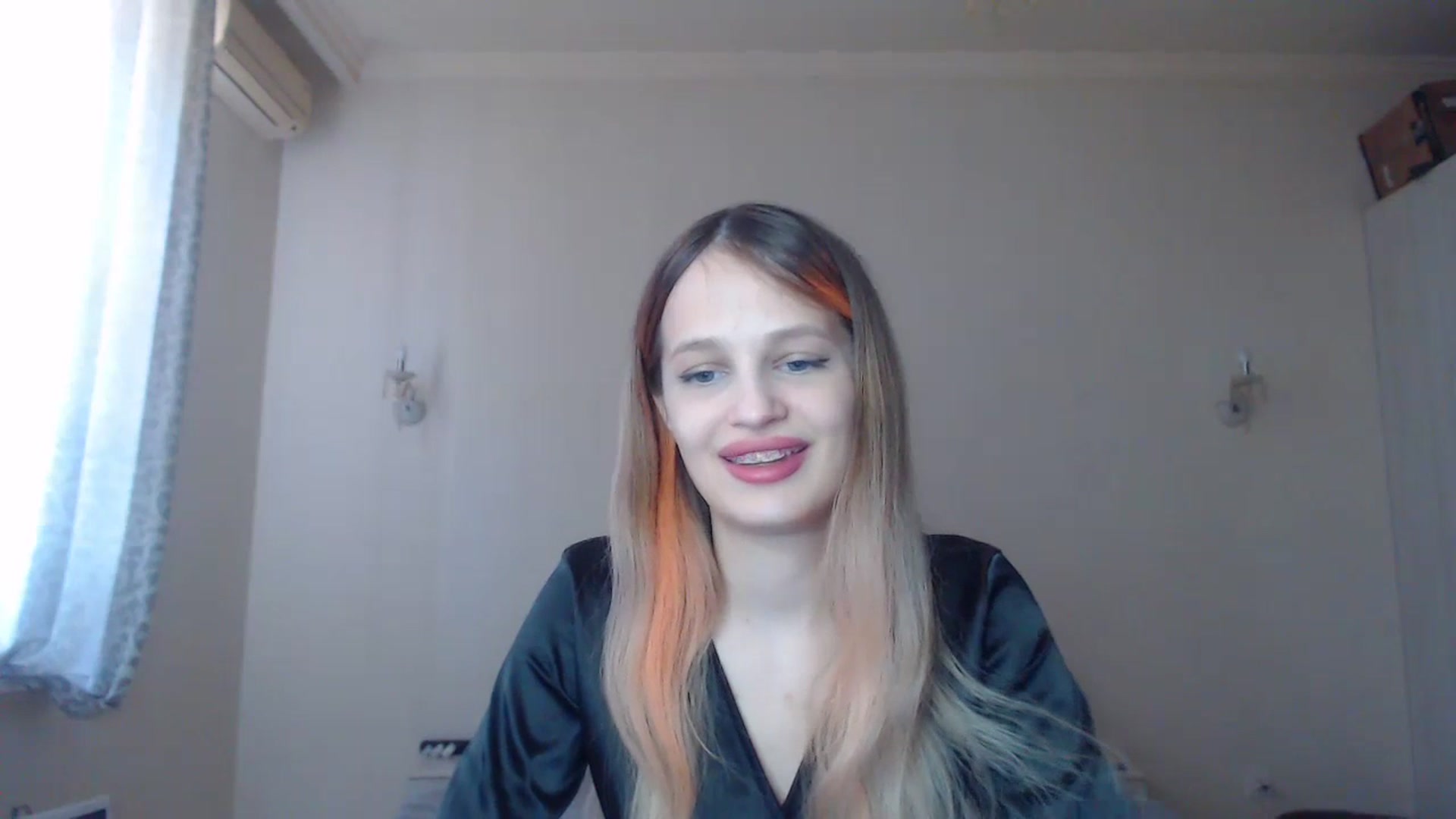 Gallery image thumbnail from Lola_vi's myfreecams stream on, 07/04/2023, 11:12 image 19 of 20