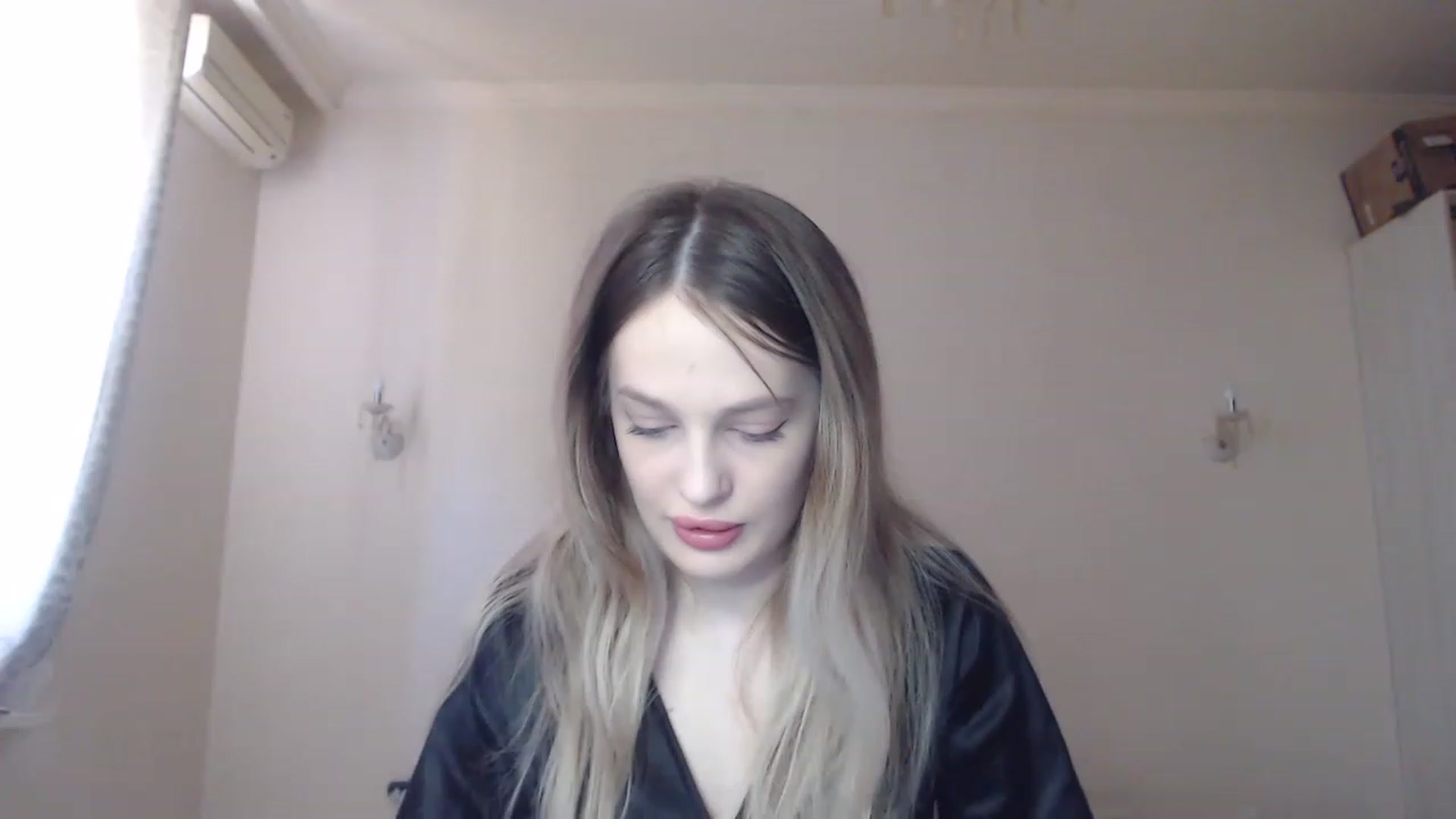 Gallery image thumbnail from Lola_vi's myfreecams stream on, 07/15/2023, 10:39 image 16 of 20
