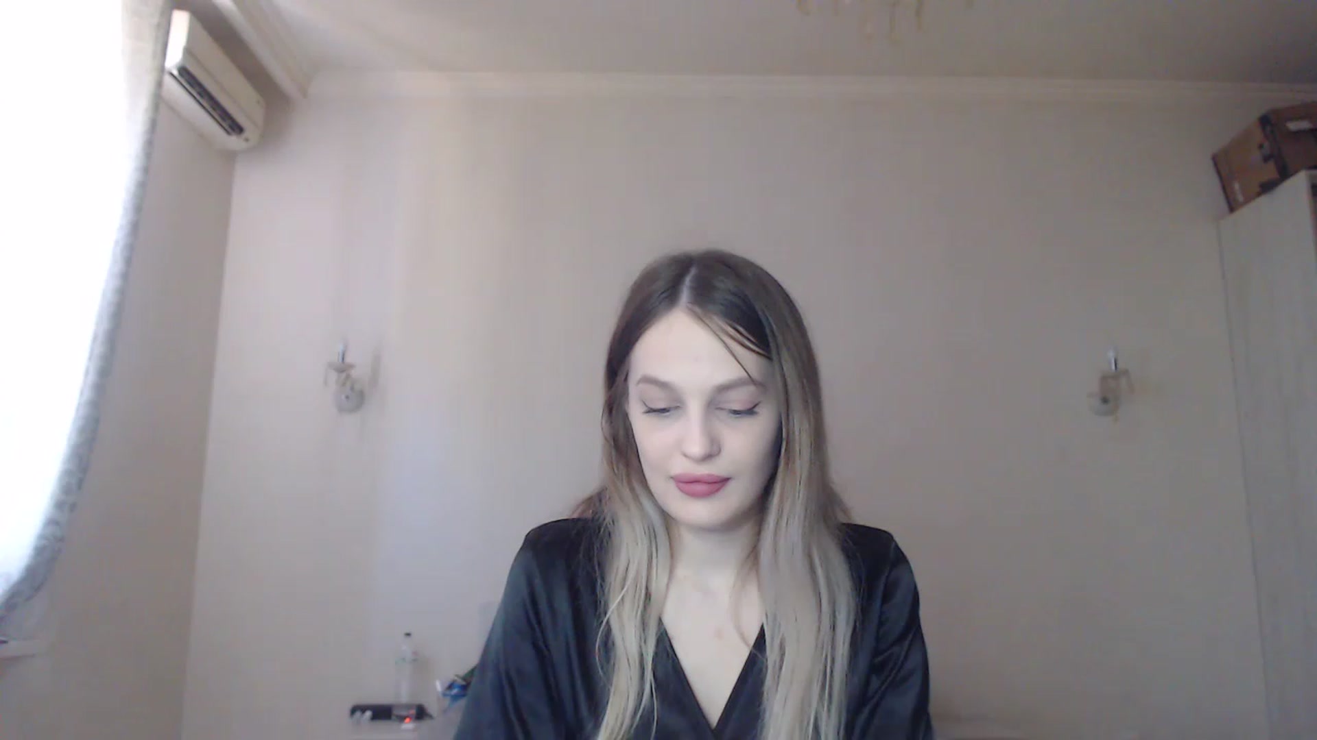 Gallery image thumbnail from Lola_vi's myfreecams stream on, 07/15/2023, 10:39 image 7 of 20