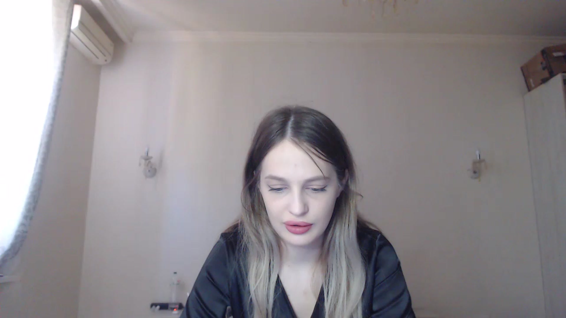Gallery image thumbnail from Lola_vi's myfreecams stream on, 07/15/2023, 10:39 image 11 of 20