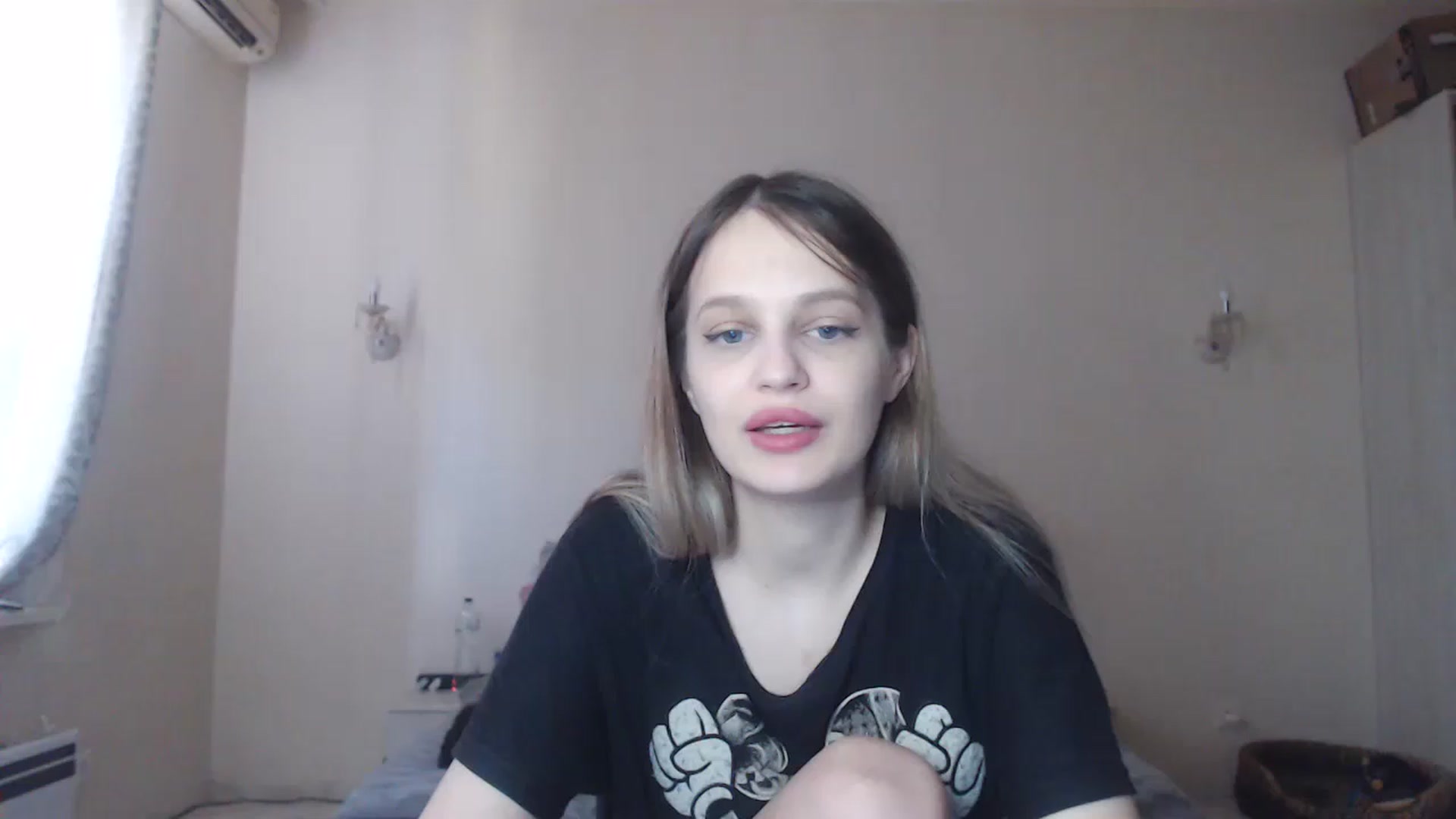 Gallery image thumbnail from Lola_vi's myfreecams stream on, 07/16/2023, 12:36 image 7 of 20