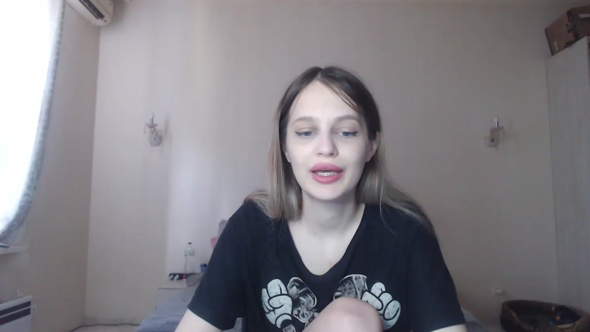 Gallery image thumbnail from Lola_vi's myfreecams stream on, 07/16/2023, 12:36 image 5 of 20