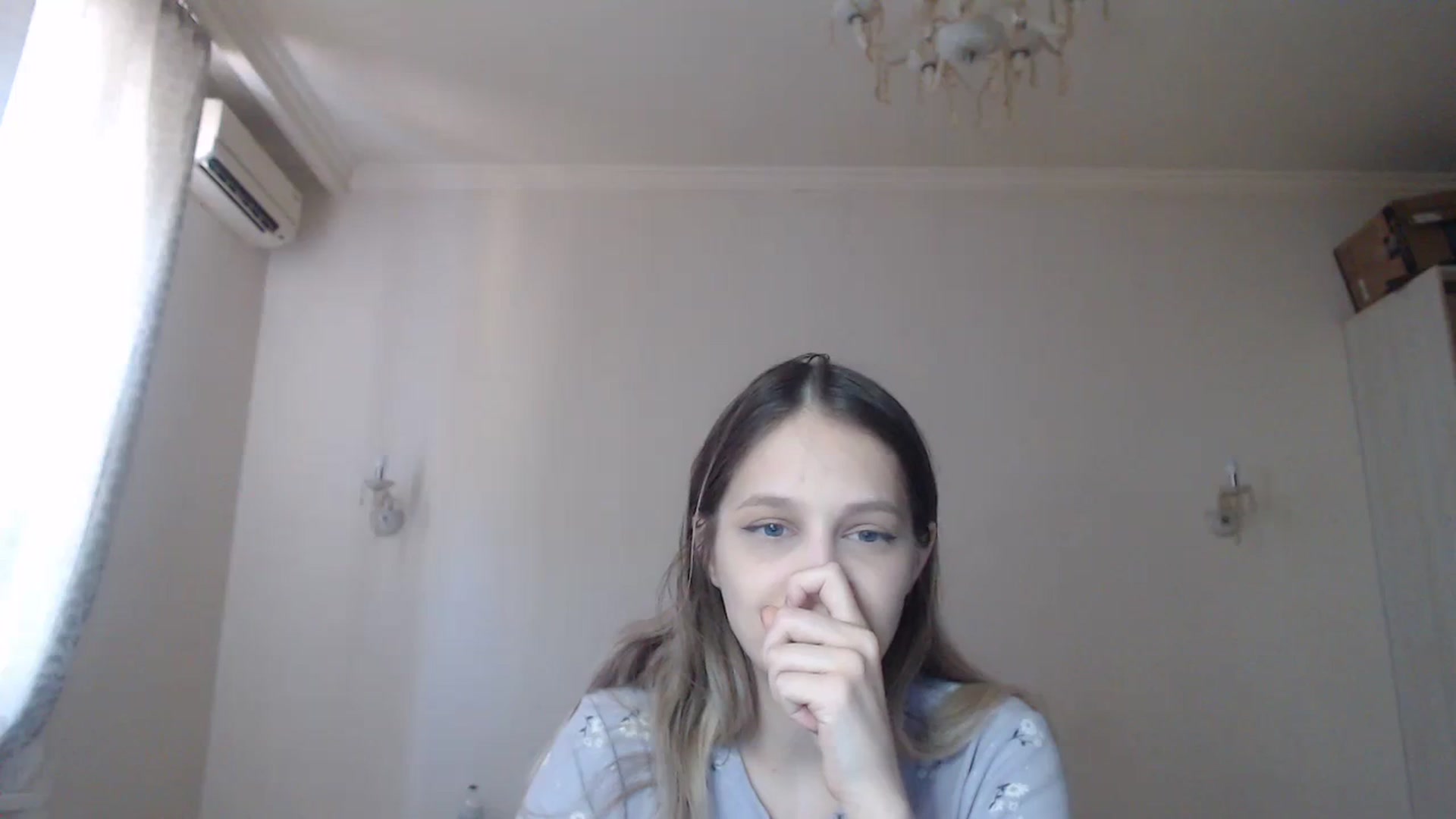 Gallery image thumbnail from Lola_vi's myfreecams stream on, 07/22/2023, 11:39 image 10 of 20