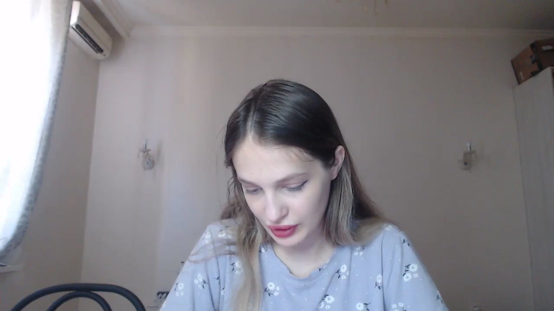Gallery image thumbnail from Lola_vi's myfreecams stream on, 07/22/2023, 11:39 image 6 of 20
