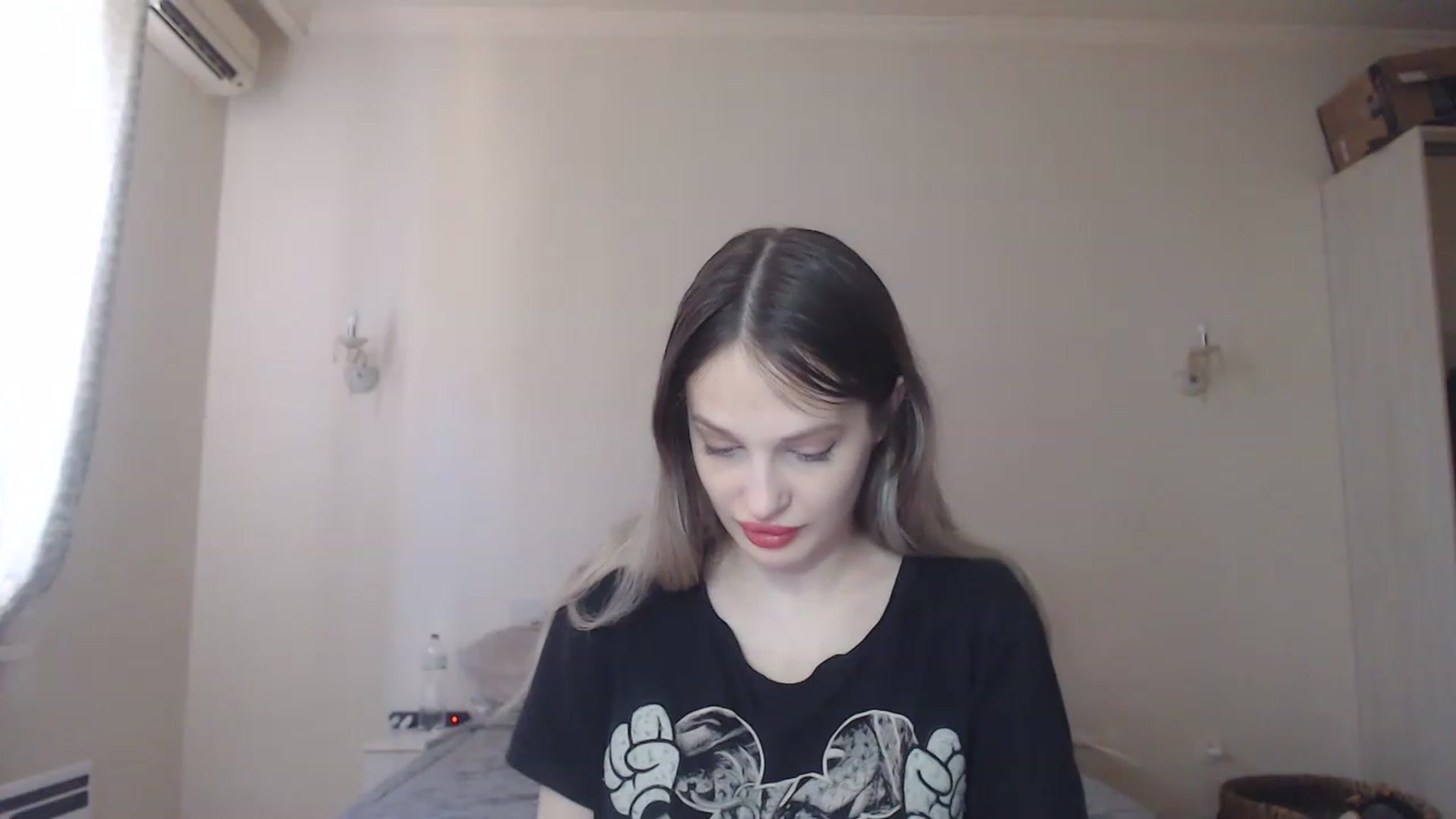 Gallery image thumbnail from Lola_vi's myfreecams stream on, 07/28/2023, 11:19 image 13 of 20