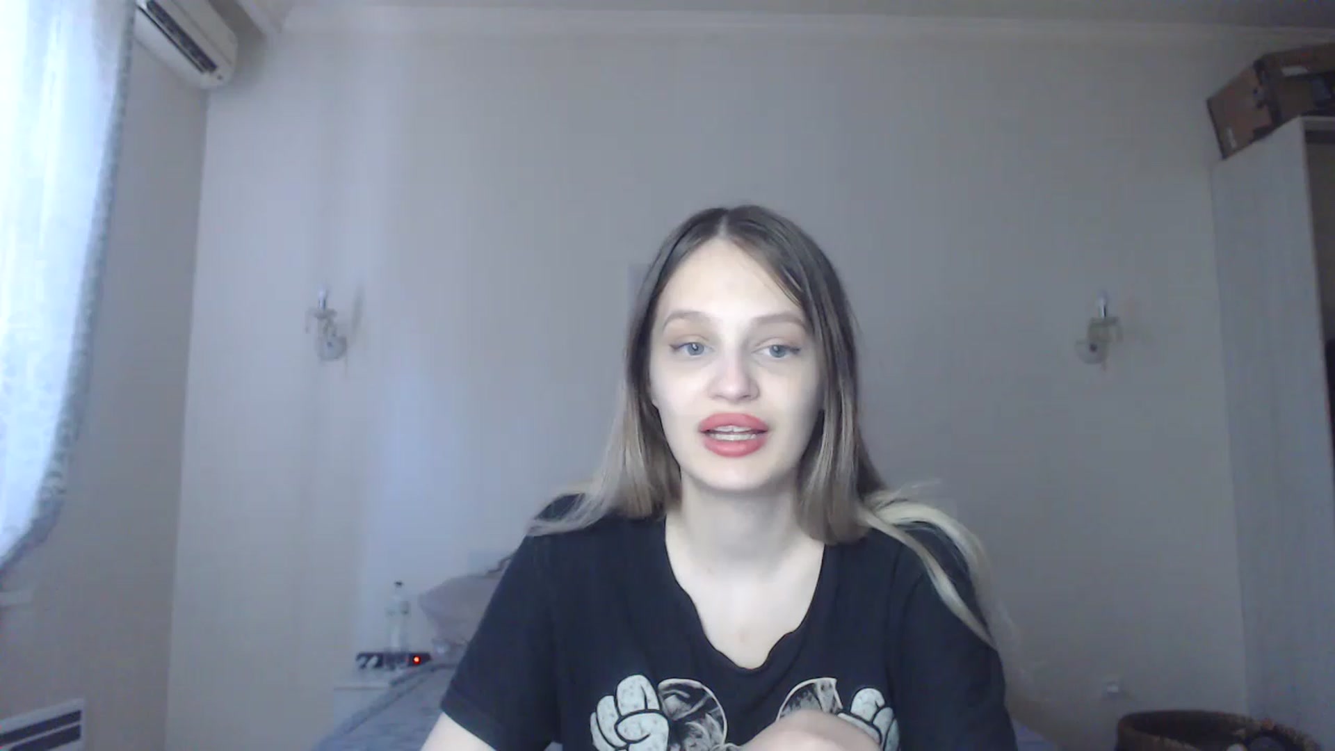 Gallery image thumbnail from Lola_vi's myfreecams stream on, 07/28/2023, 11:19 image 8 of 20
