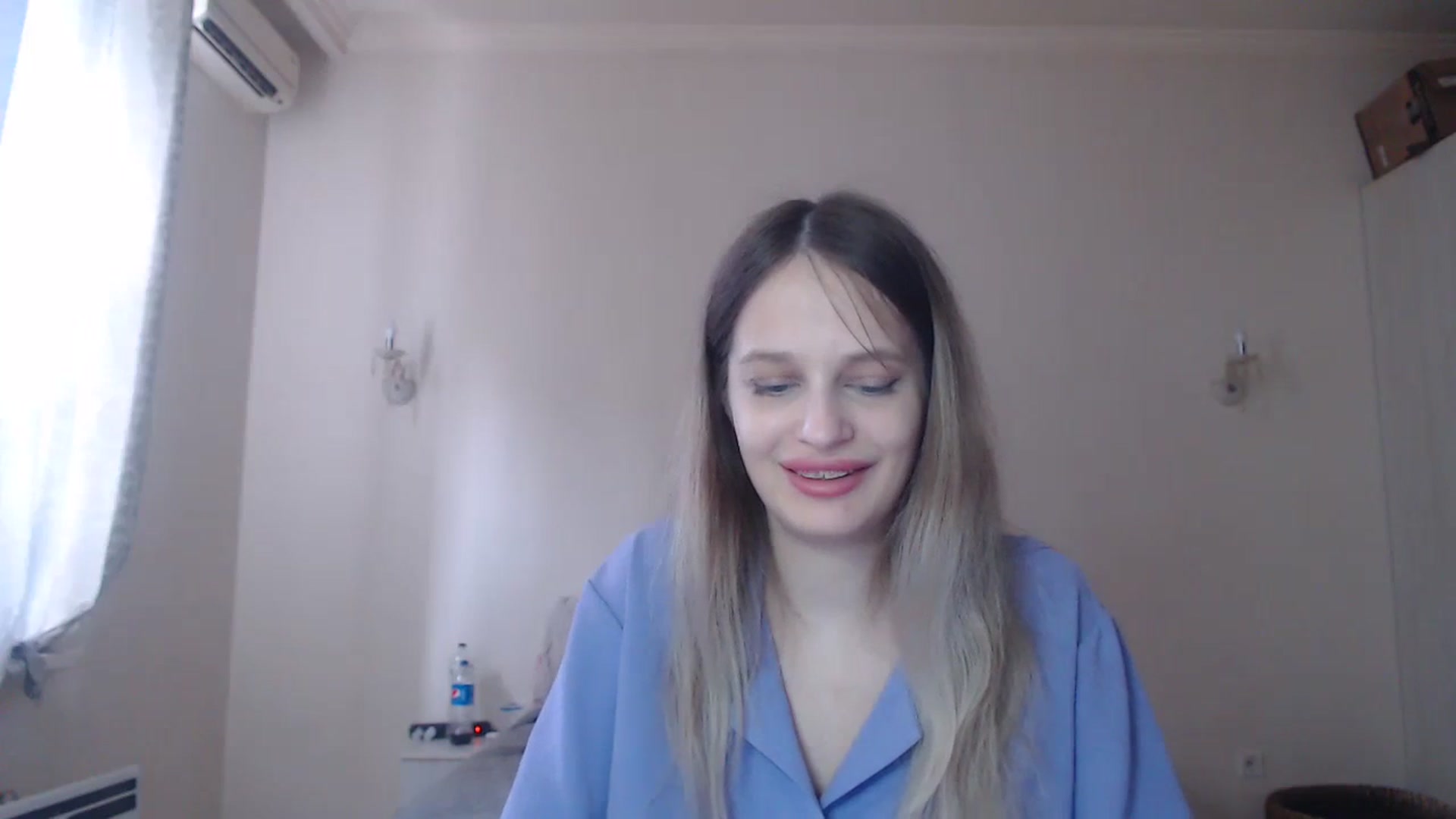 Gallery image thumbnail from Lola_vi's myfreecams stream on, 08/01/2023, 12:09 image 19 of 20