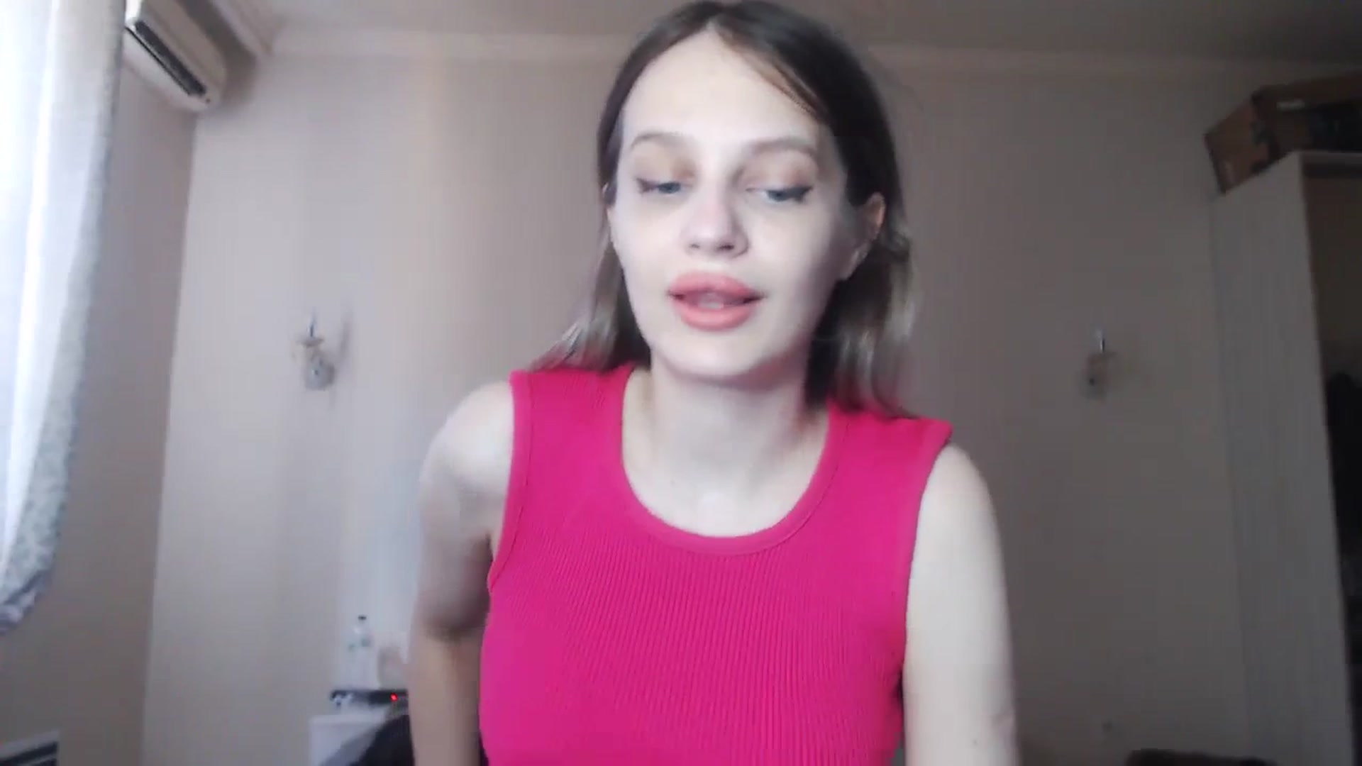 Gallery image thumbnail from Lola_vi's myfreecams stream on, 08/09/2023, 11:25 image 10 of 20
