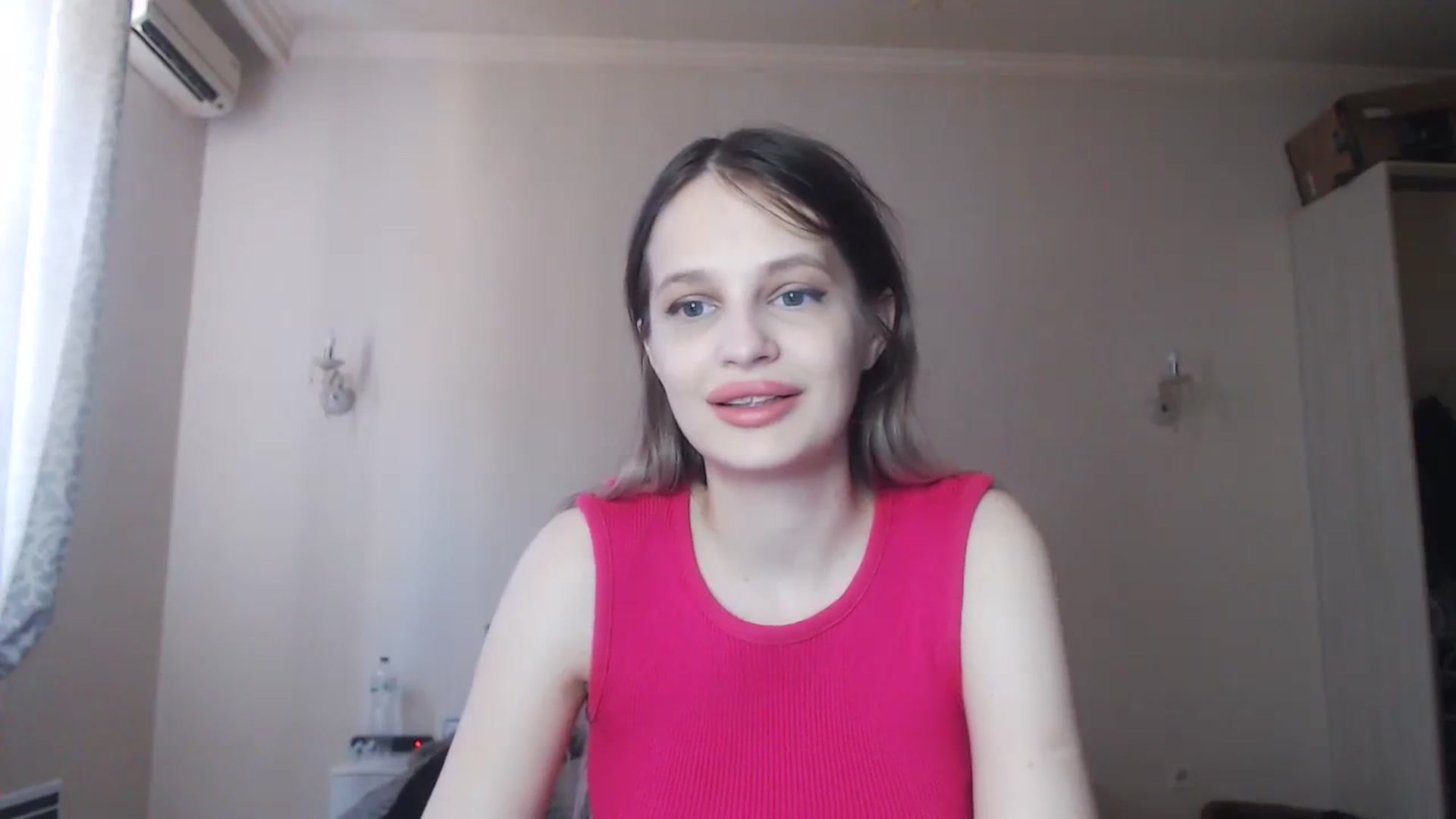 Gallery image thumbnail from Lola_vi's myfreecams stream on, 08/09/2023, 11:25 image 13 of 20