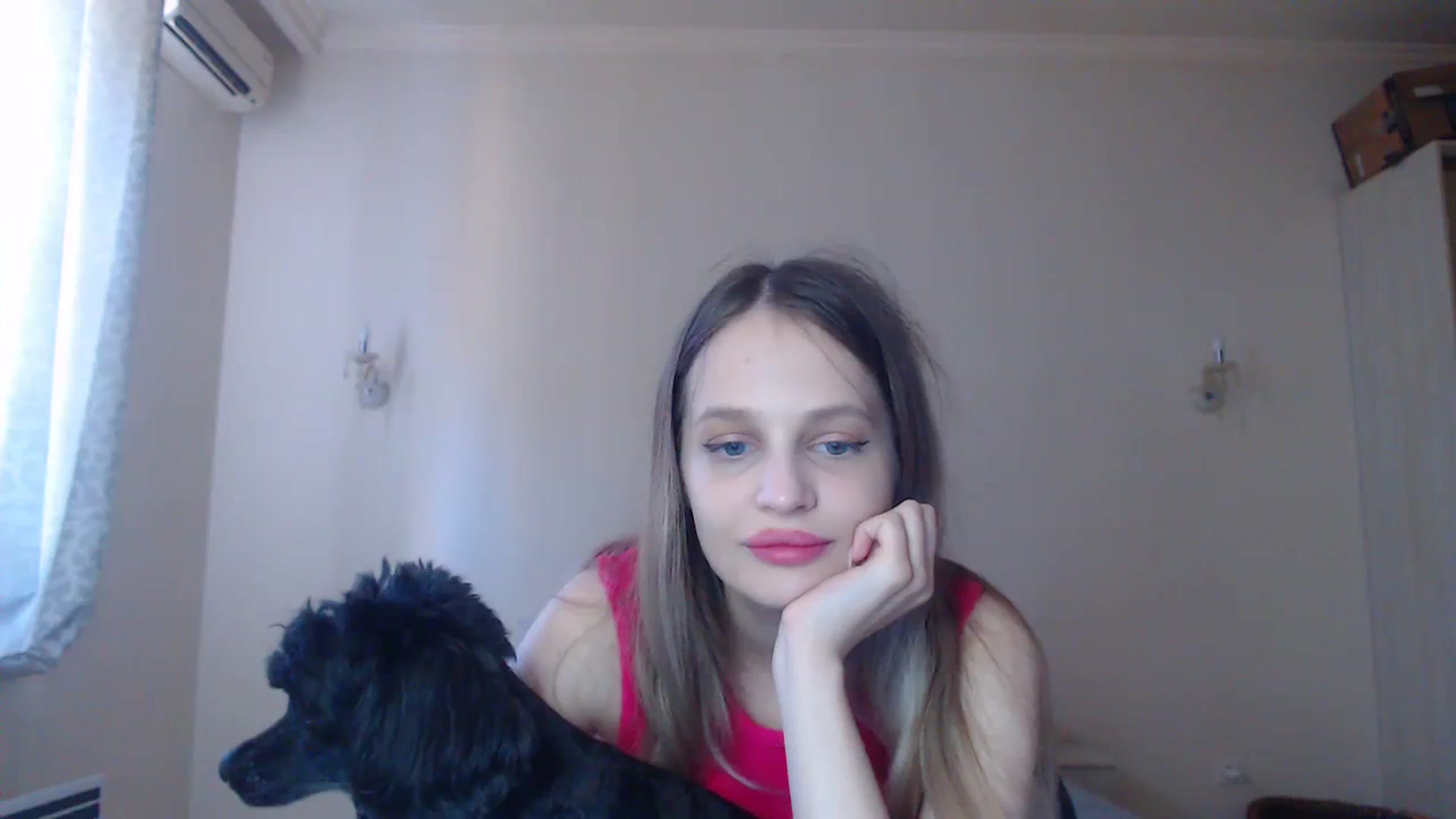 Gallery image thumbnail from Lola_vi's myfreecams stream on, 08/13/2023, 12:07 image 16 of 20