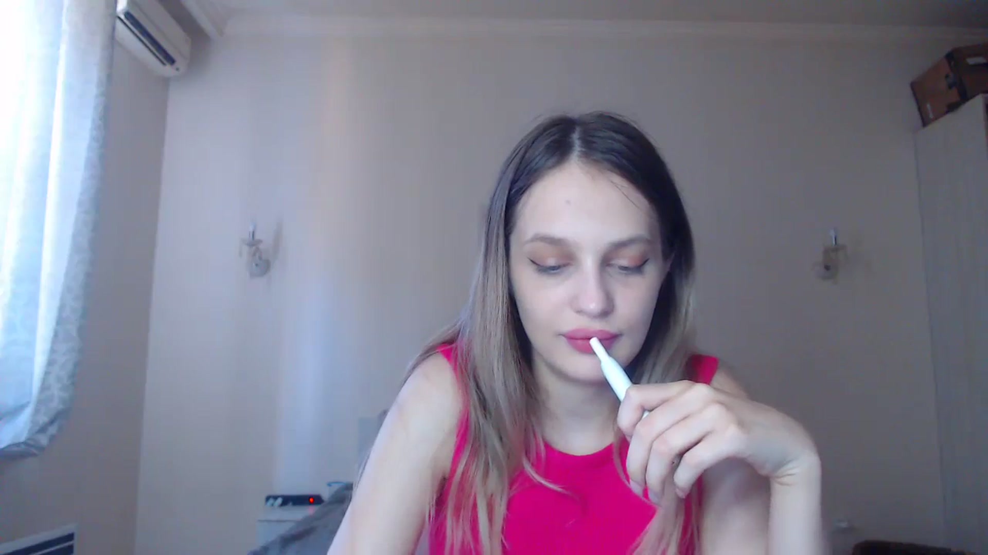 Gallery image thumbnail from Lola_vi's myfreecams stream on, 08/13/2023, 12:07 image 12 of 20