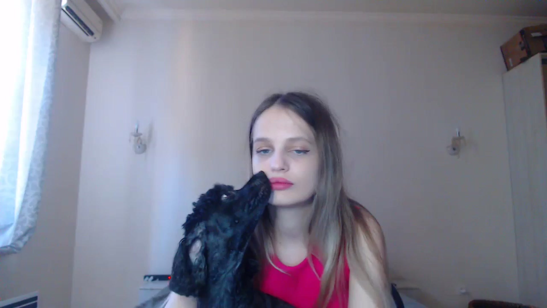 Gallery image thumbnail from Lola_vi's myfreecams stream on, 08/13/2023, 12:07 image 15 of 20